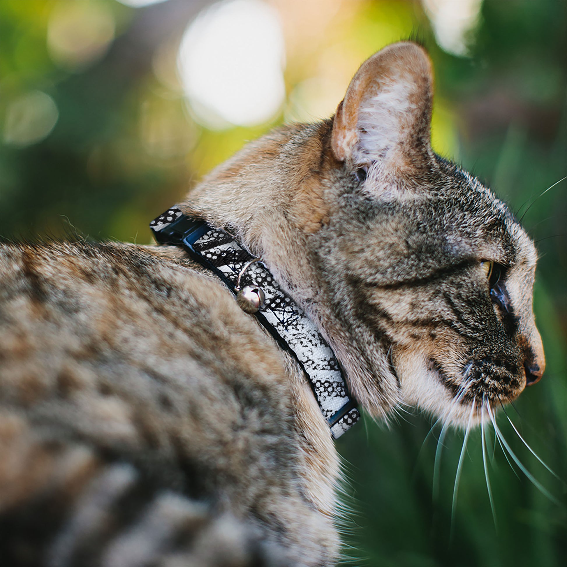 Cat Collar Breakaway - Grunge Tread Black White Breakaway Cat Collars Buckle-Down