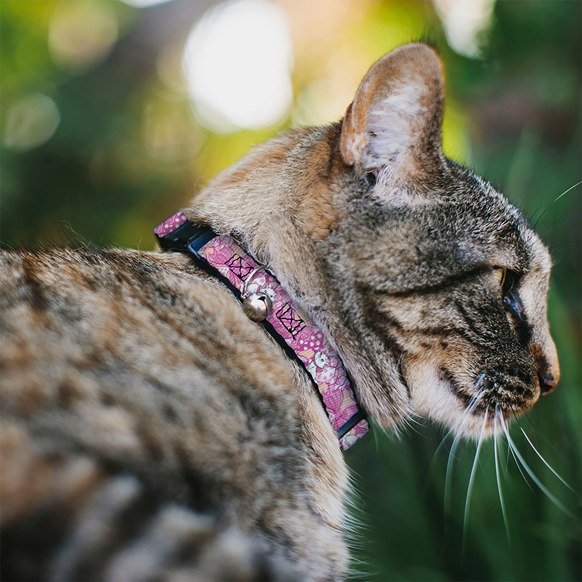 Breakaway Cat Collar with Bell - Aristocats Marie Poses and Bows Yellow/Pinks Breakaway Cat Collars Disney