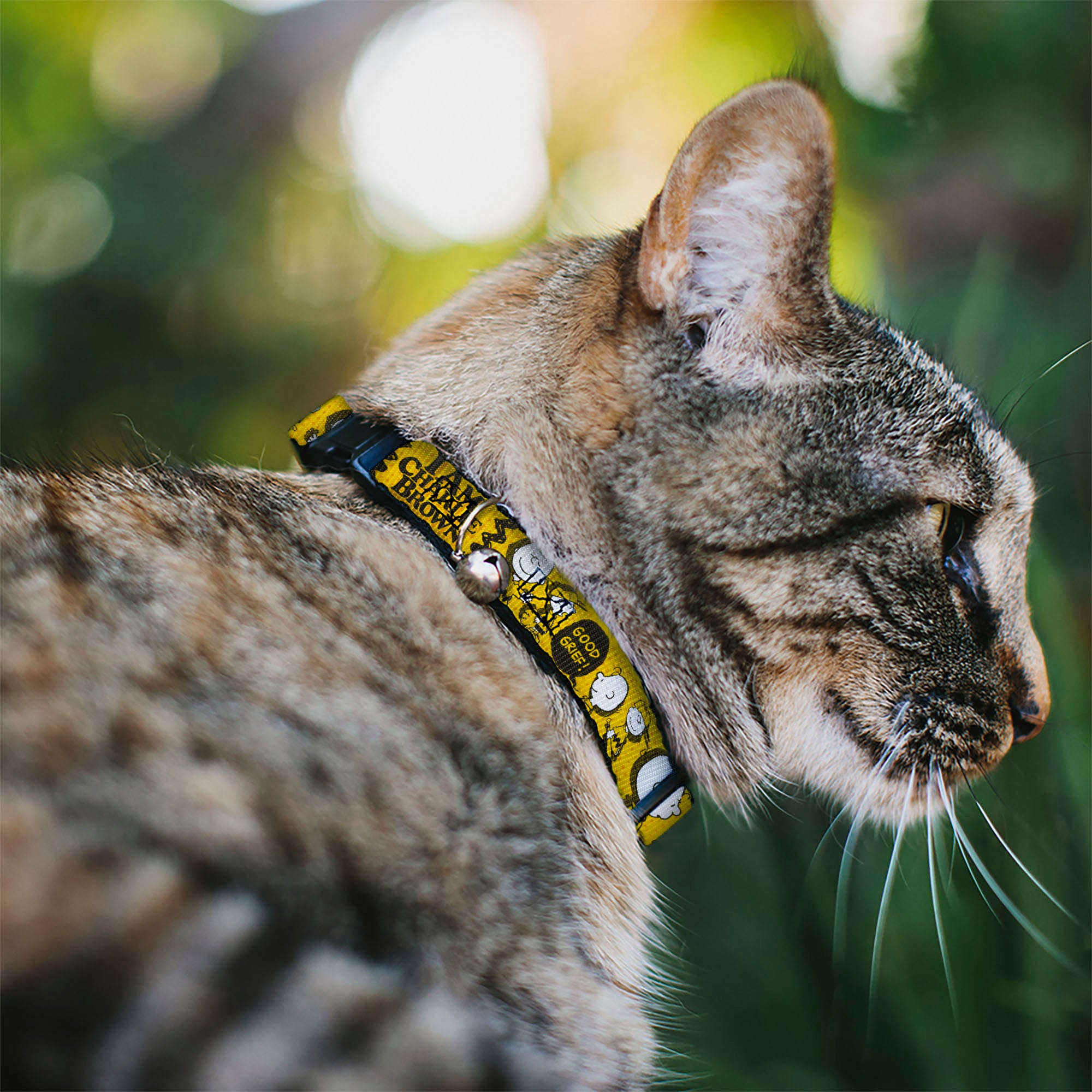 Breakaway Cat Collar with Bell - Peanuts I AM CHARLIE BROWN Poses and Zig Zag Stripe Yellows/Black Breakaway Cat Collars Peanuts