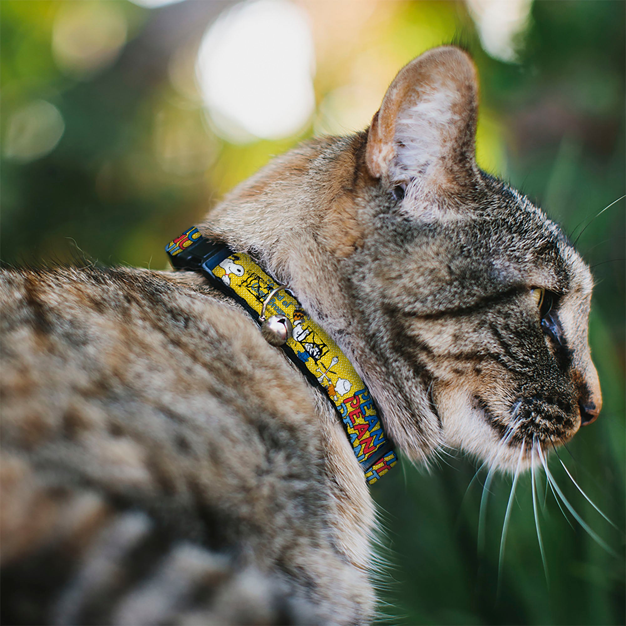Breakaway Cat Collar with Bell - PEANUTS Gang FEATURING GOOD OL CHARLIE BROWN Character Poses Yellow/Multi Color Breakaway Cat Collars Peanuts