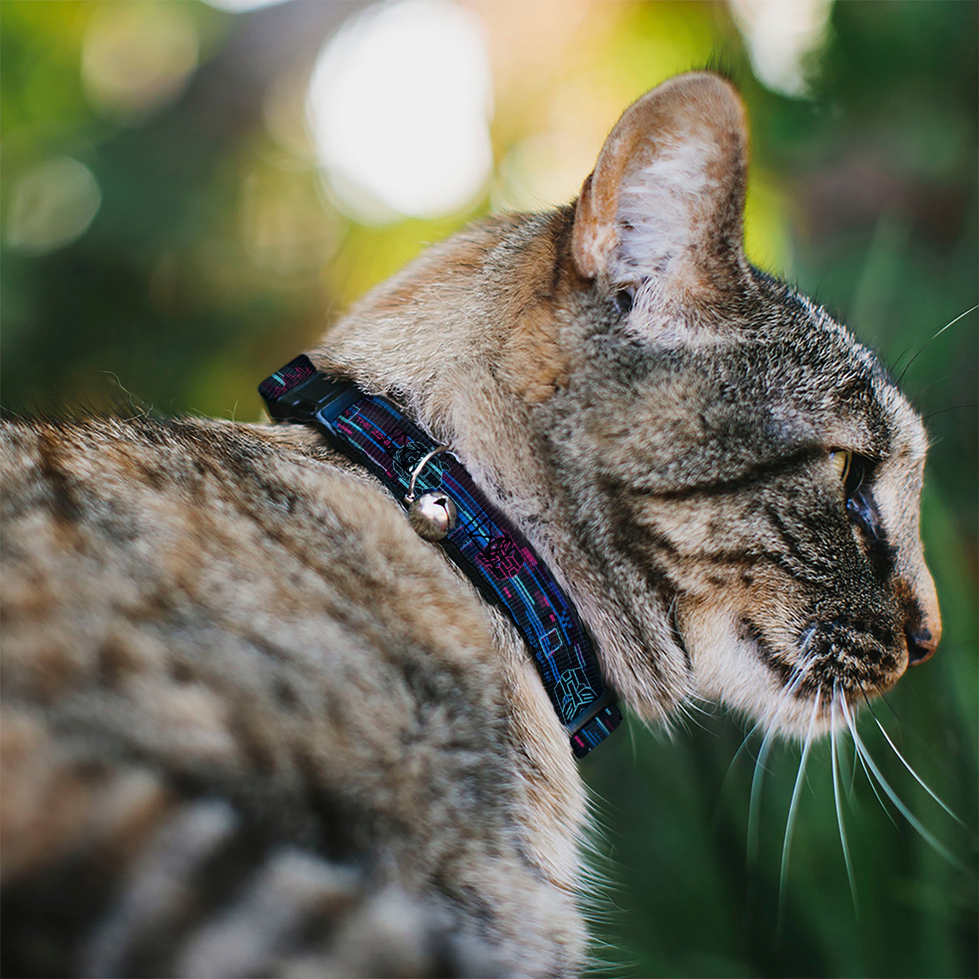 Breakaway Cat Collar with Bell - Transformers Autobots IN THE ZONE Icons Blues/Reds