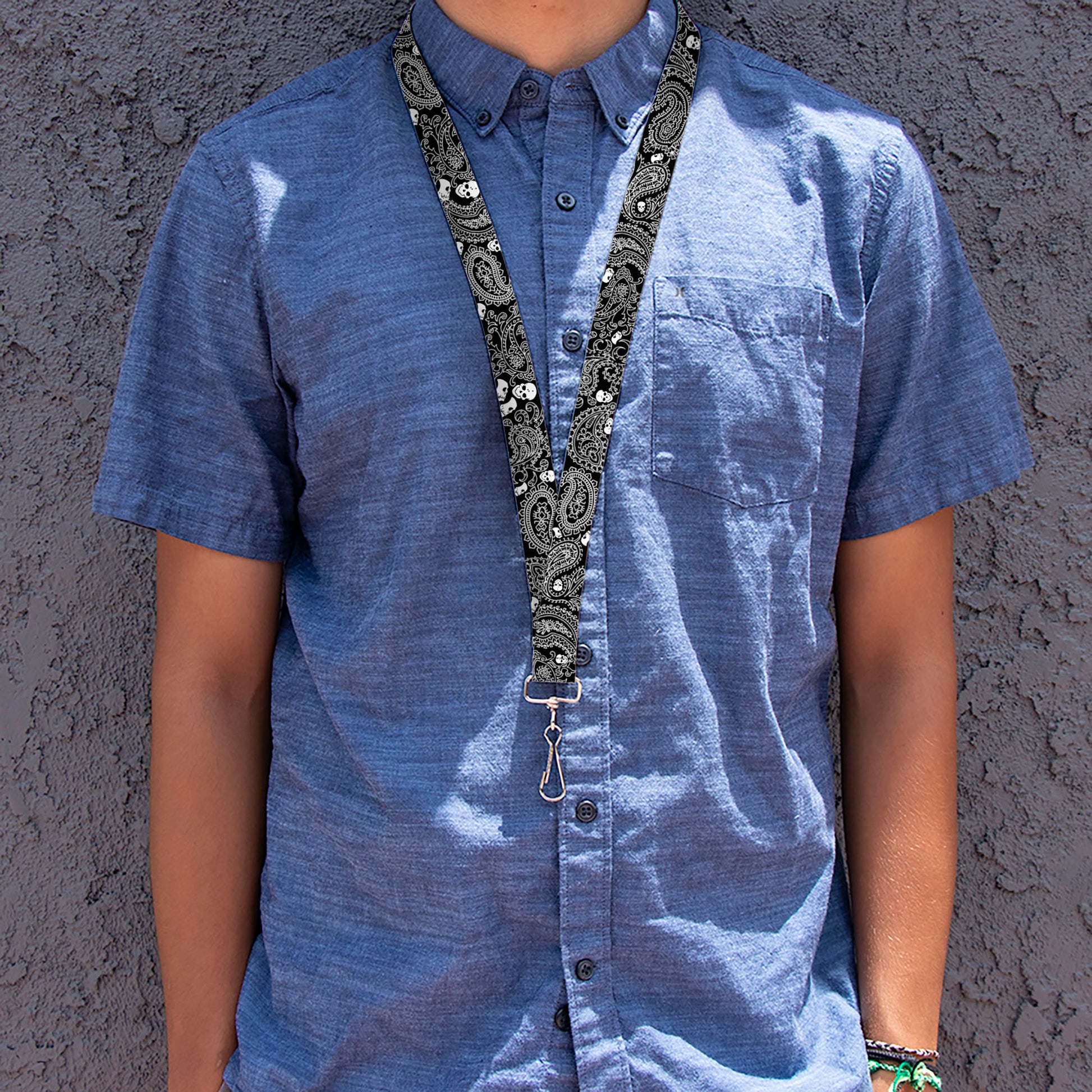 Lanyard - 1.0" - Bandana Skulls Black White Lanyards Buckle-Down