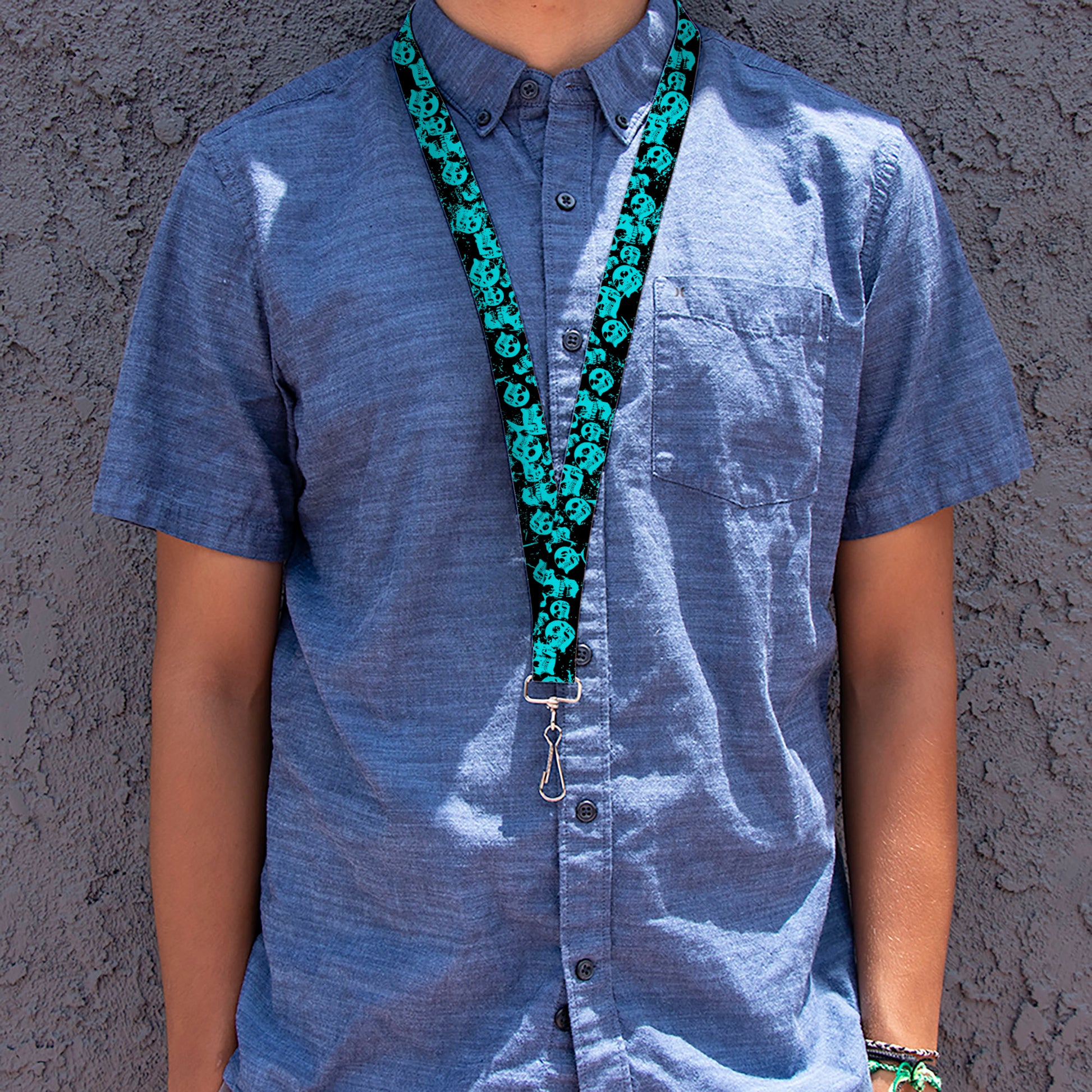 Lanyard - 1.0" - Skulls Stacked Weathered Black Teal Lanyards Buckle-Down