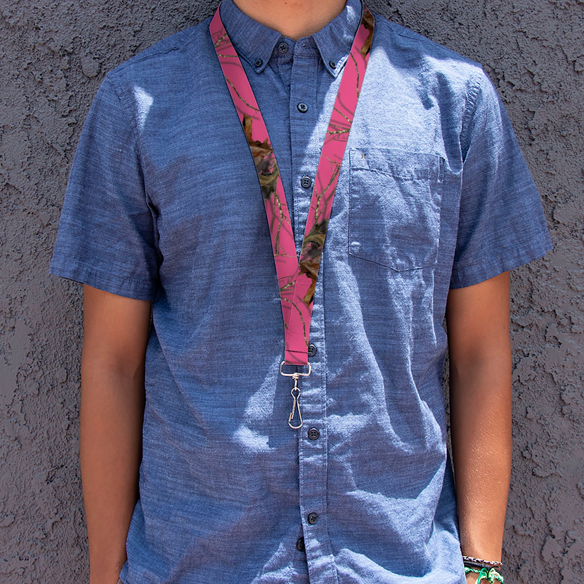 Lanyard - 1.0" - Mossy Oak Country Roots Camo Fuchsia Lanyards Mossy Oak