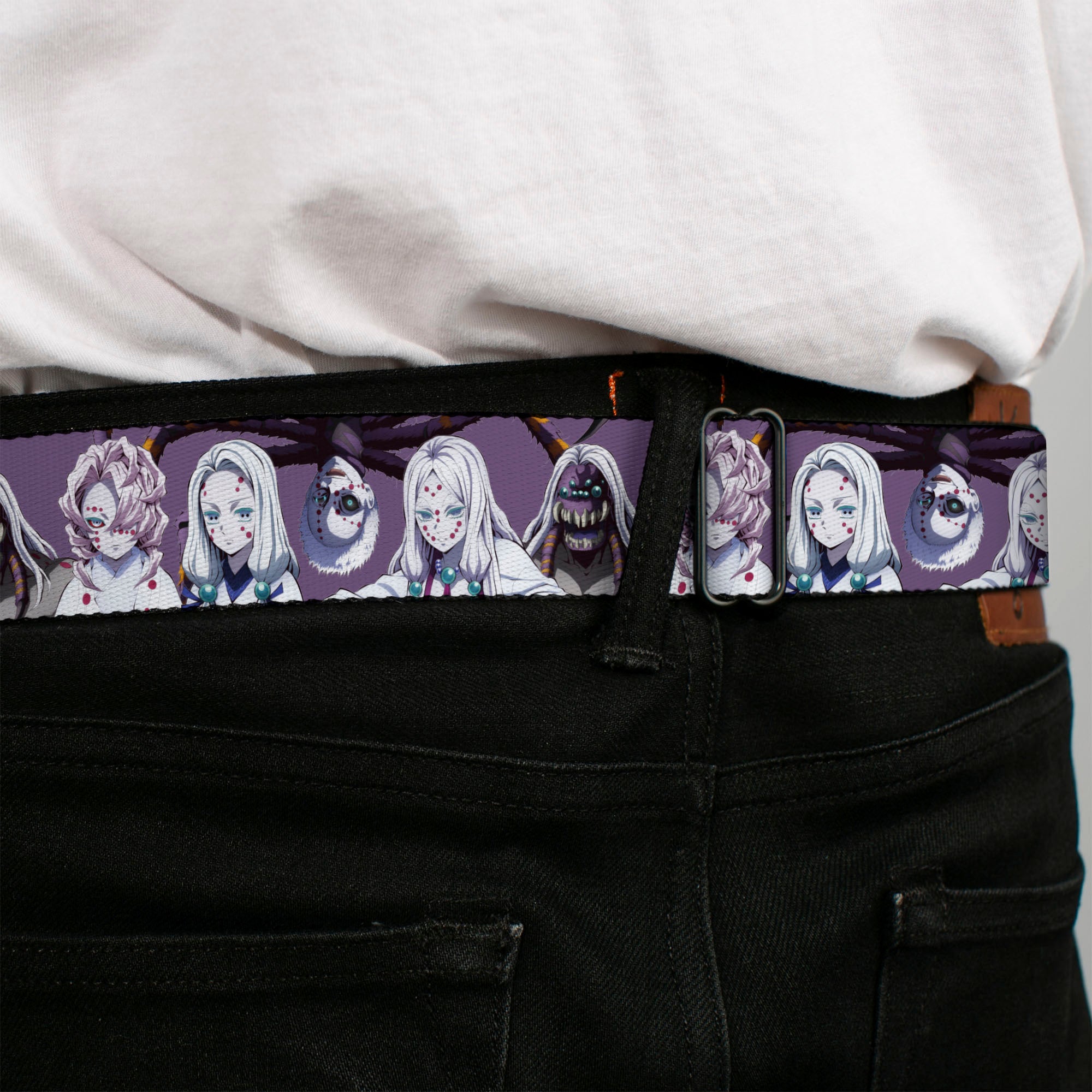 DEMON SLAYER Title Logo Full Color White Seatbelt Belt - Demon Slayer The Spider Family Poses Purple Webbing