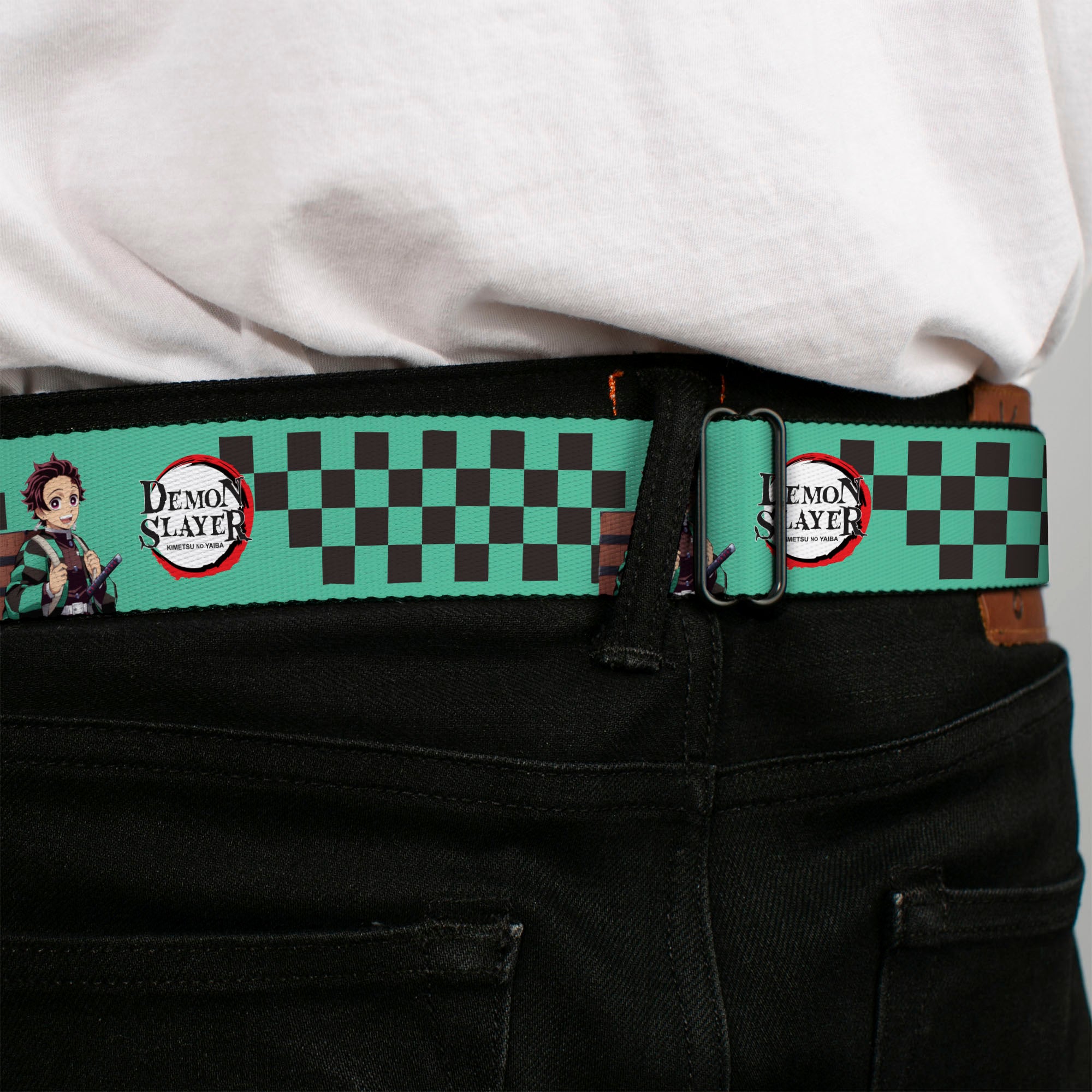 DEMON SLAYER Title Logo Full Color White Seatbelt Belt - DEMON SLAYER Tanjiro Kamado Backpack Pose Checker Green/Black Webbing