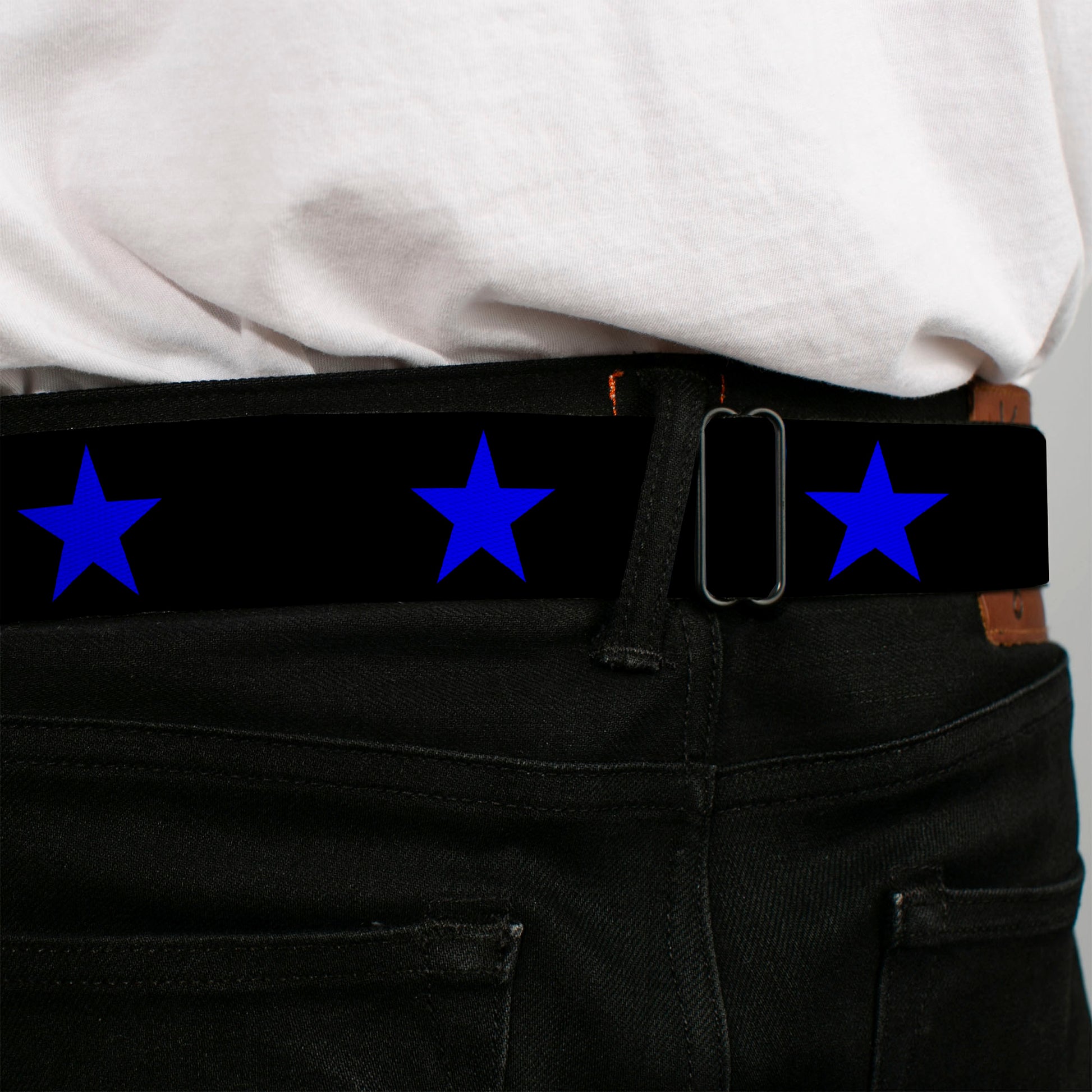 BD Wings Logo CLOSE-UP Full Color Black Silver Seatbelt Belt - Star Black/Blue Webbing Seatbelt Belts Buckle-Down