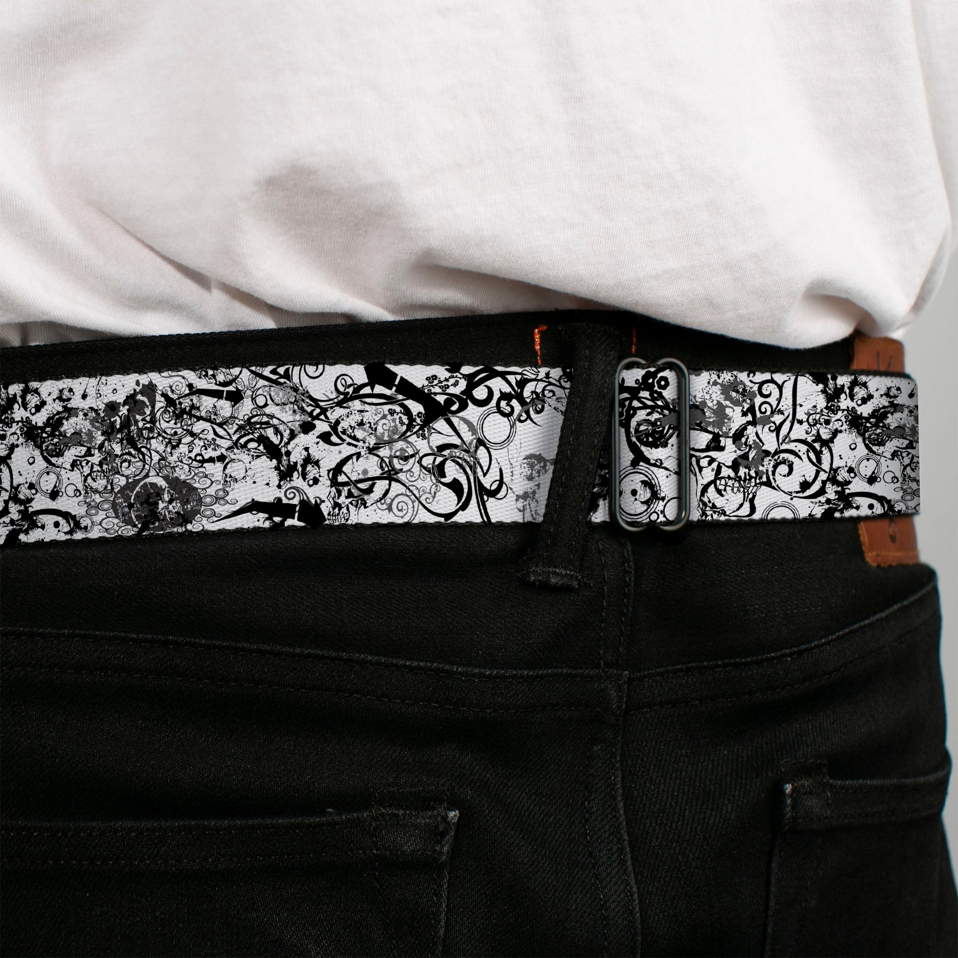BD Wings Logo CLOSE-UP Full Color Black Silver Seatbelt Belt - BD Chaos Webbing Seatbelt Belts Buckle-Down