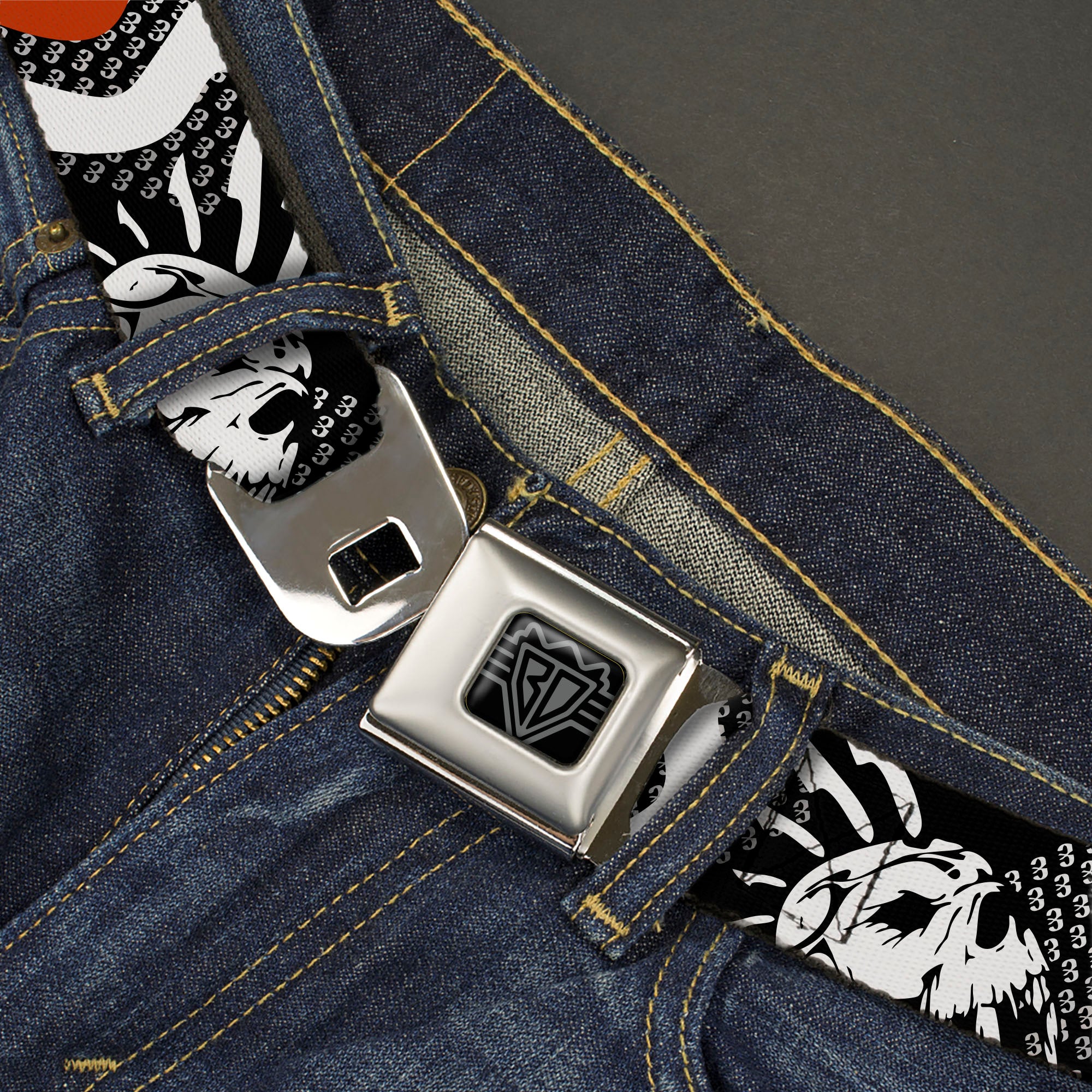 BD Wings Logo CLOSE-UP Full Color Black Silver Seatbelt Belt - BD Die Hard Skull 01 Webbing Seatbelt Belts Buckle-Down