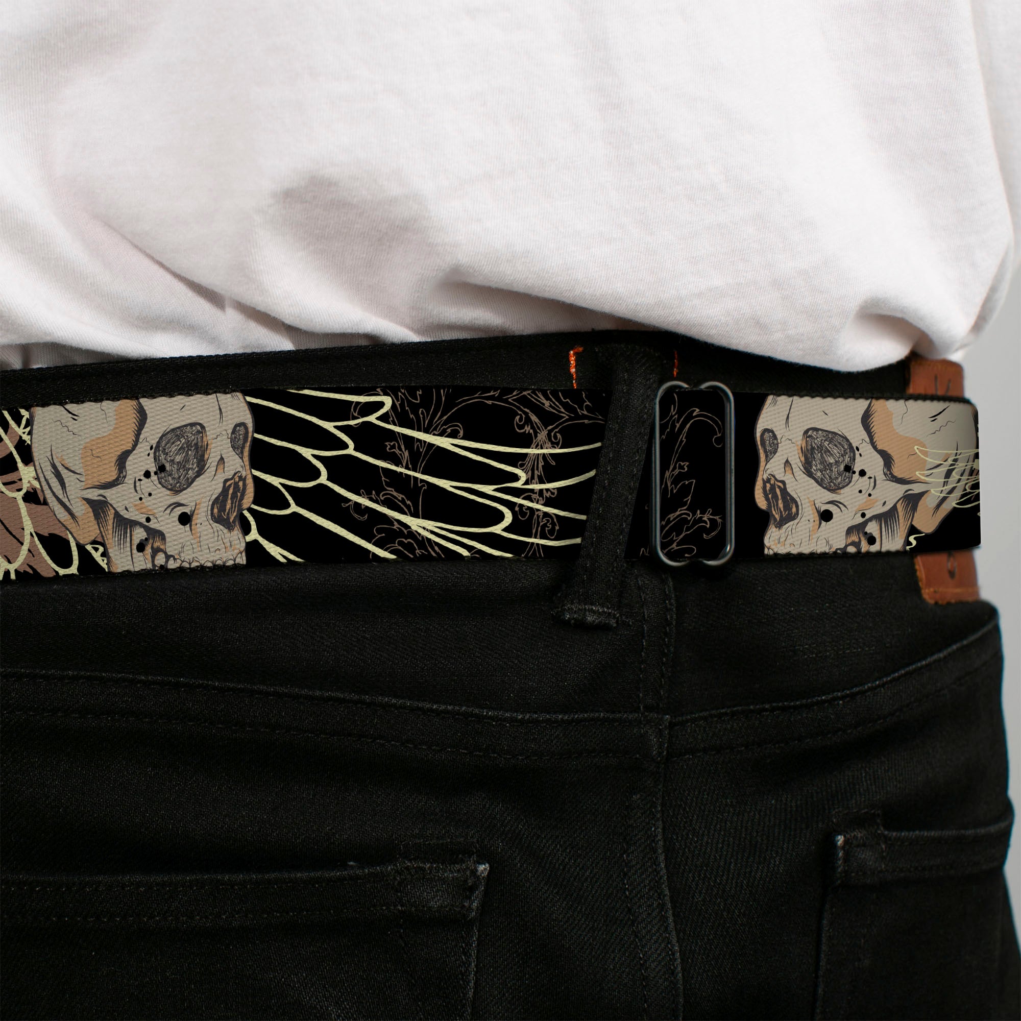 BD Wings Logo CLOSE-UP Full Color Black Silver Seatbelt Belt - BD Die Hard Skull 02 Webbing Seatbelt Belts Buckle-Down