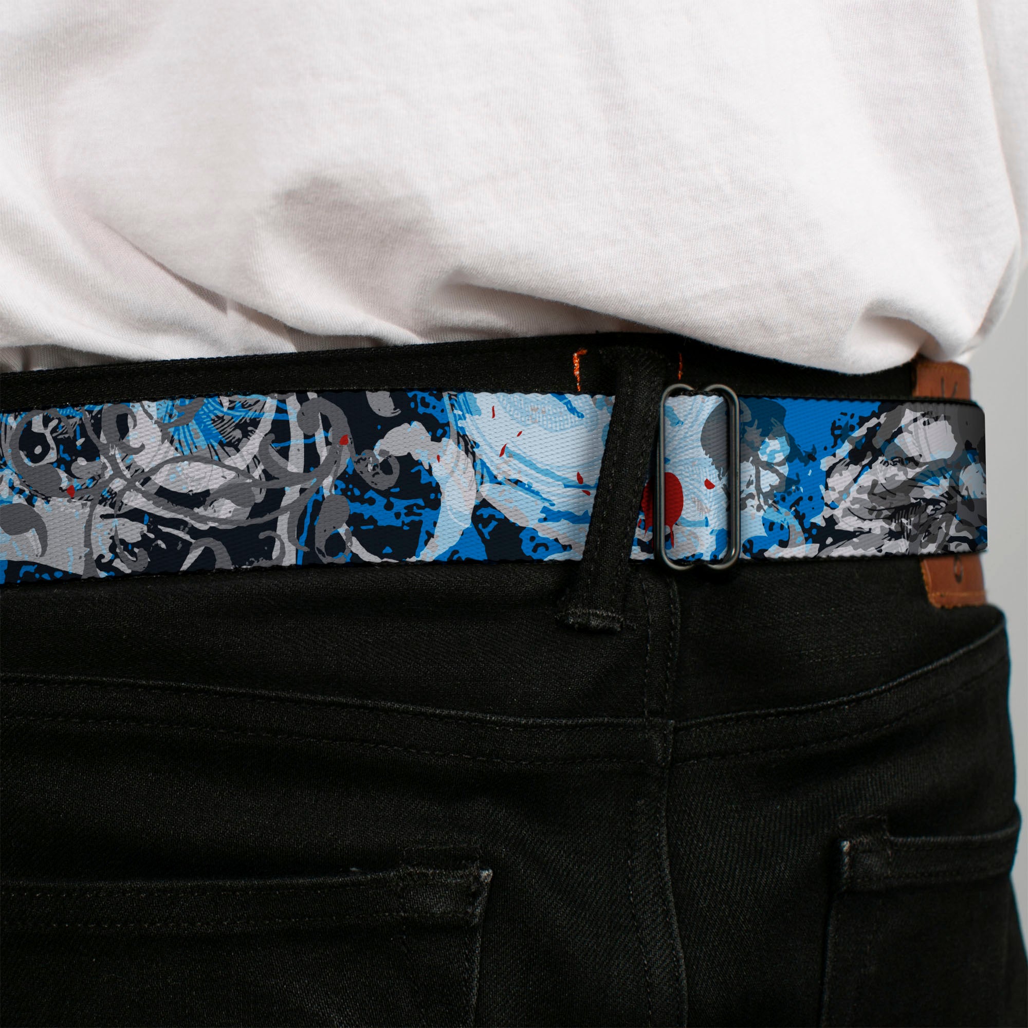 BD Wings Logo CLOSE-UP Full Color Black Silver Seatbelt Belt - Gothic 7 Webbing Seatbelt Belts Buckle-Down