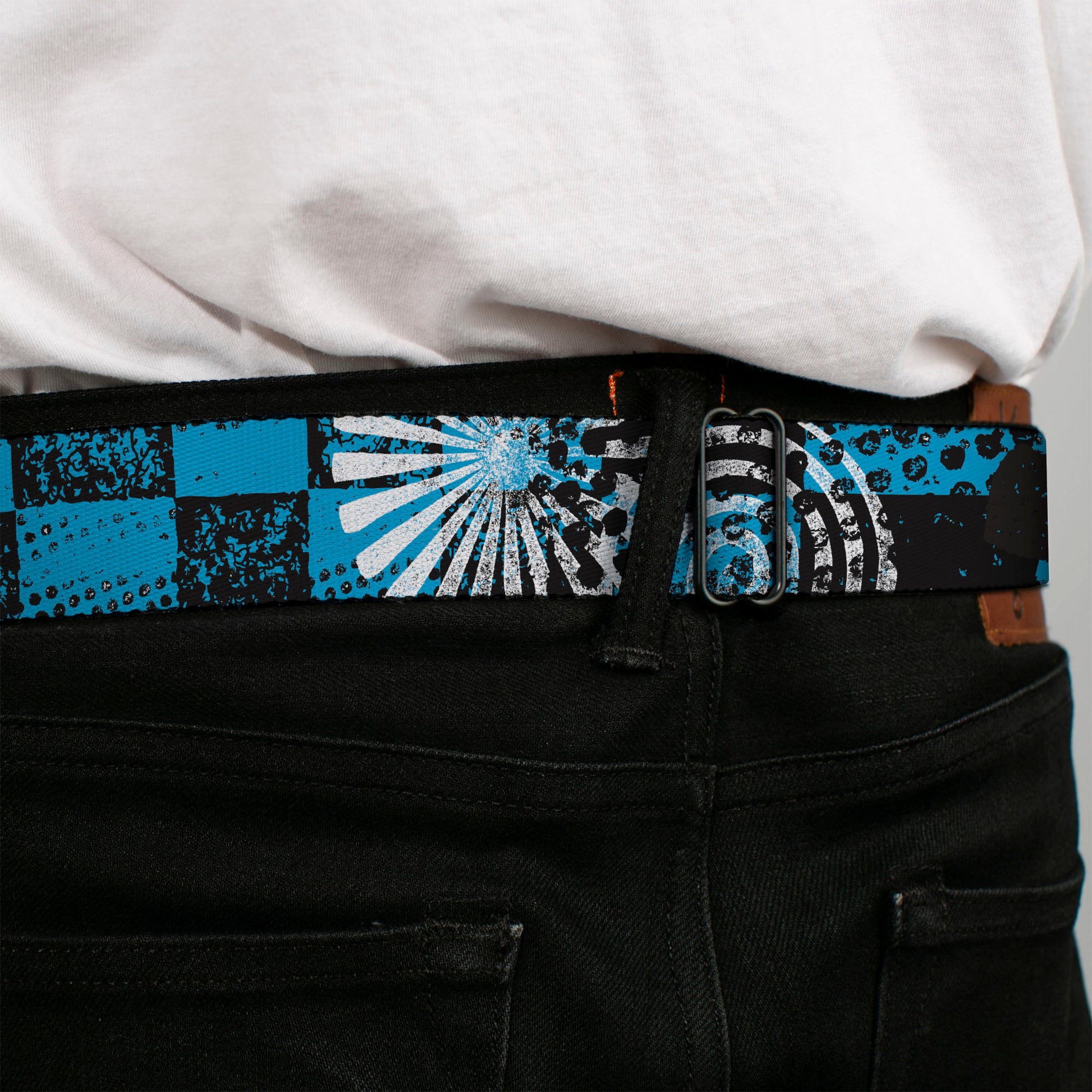 BD Wings Logo CLOSE-UP Full Color Black Silver Seatbelt Belt - Grunge Chaos Blue Webbing Seatbelt Belts Buckle-Down