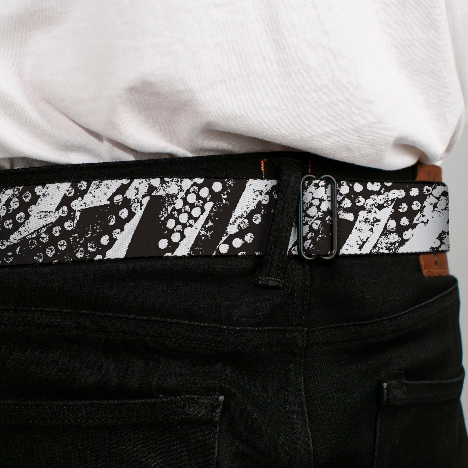 BD Wings Logo CLOSE-UP Full Color Black Silver Seatbelt Belt - Grunge Tread Black/White Webbing Seatbelt Belts Buckle-Down