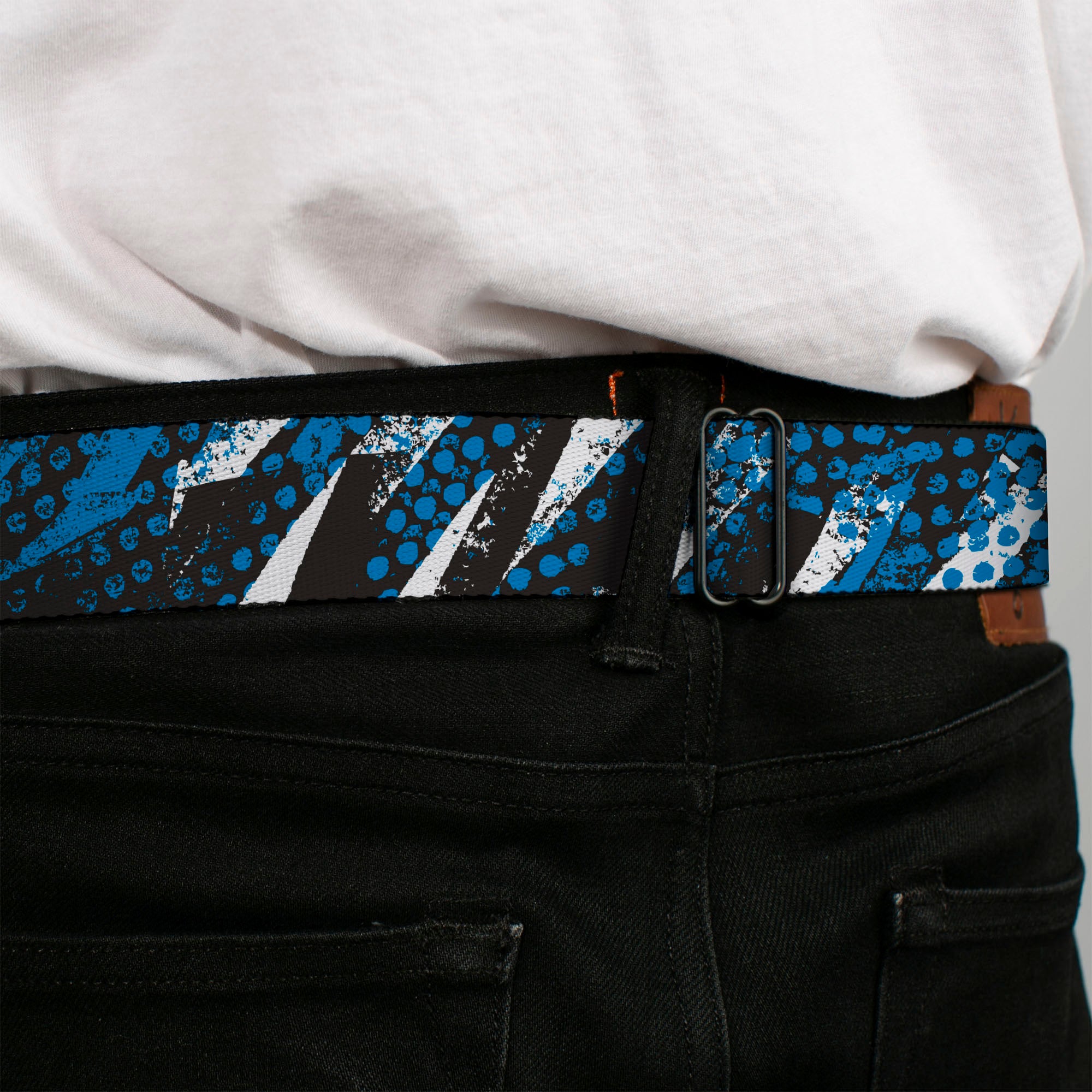 BD Wings Logo CLOSE-UP Full Color Black Silver Seatbelt Belt - Grunge Tread Blue Webbing Seatbelt Belts Buckle-Down