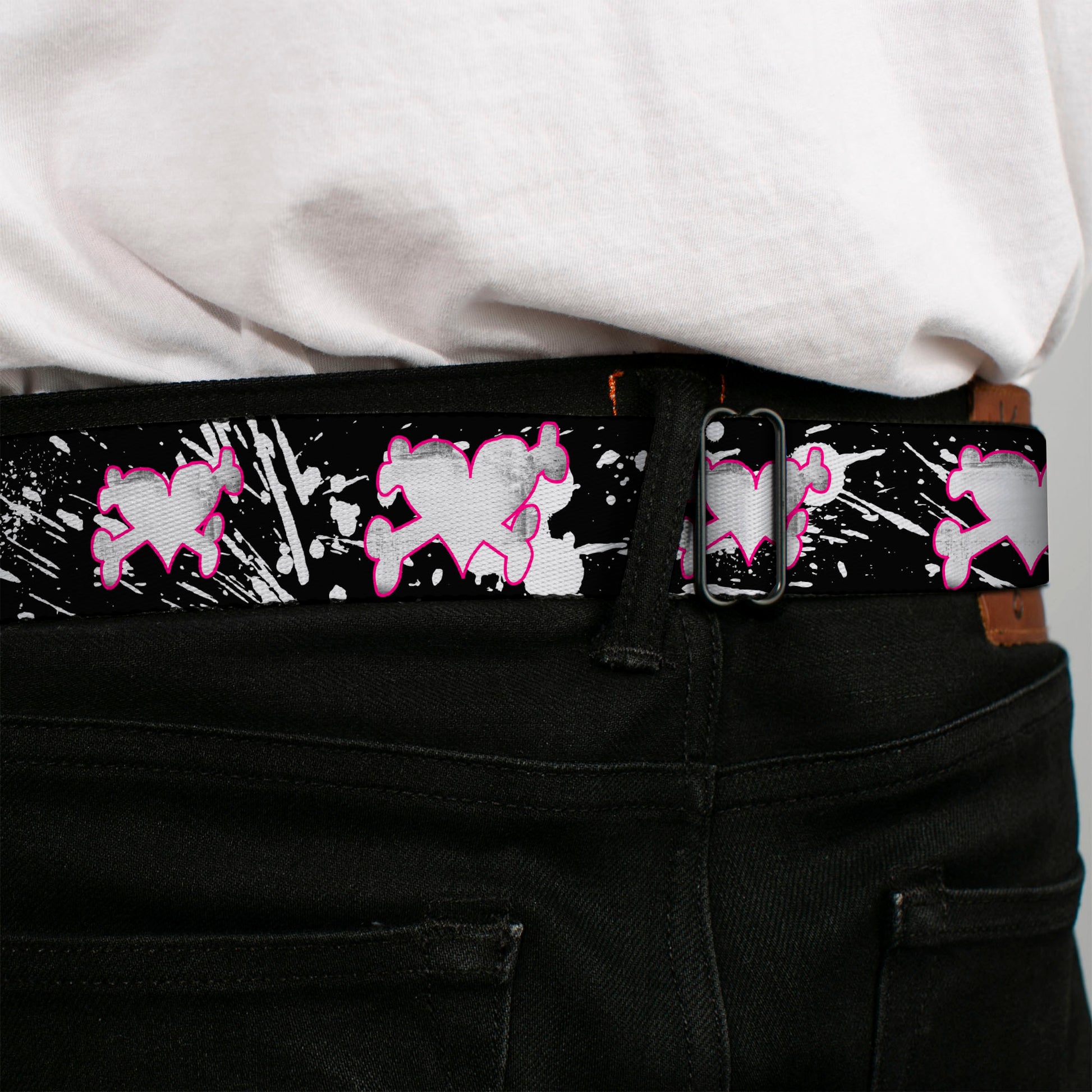 BD Wings Logo CLOSE-UP Full Color Black Silver Seatbelt Belt - Heart & Cross Bones w/Splatter Black/White Webbing Seatbelt Belts Buckle-Down