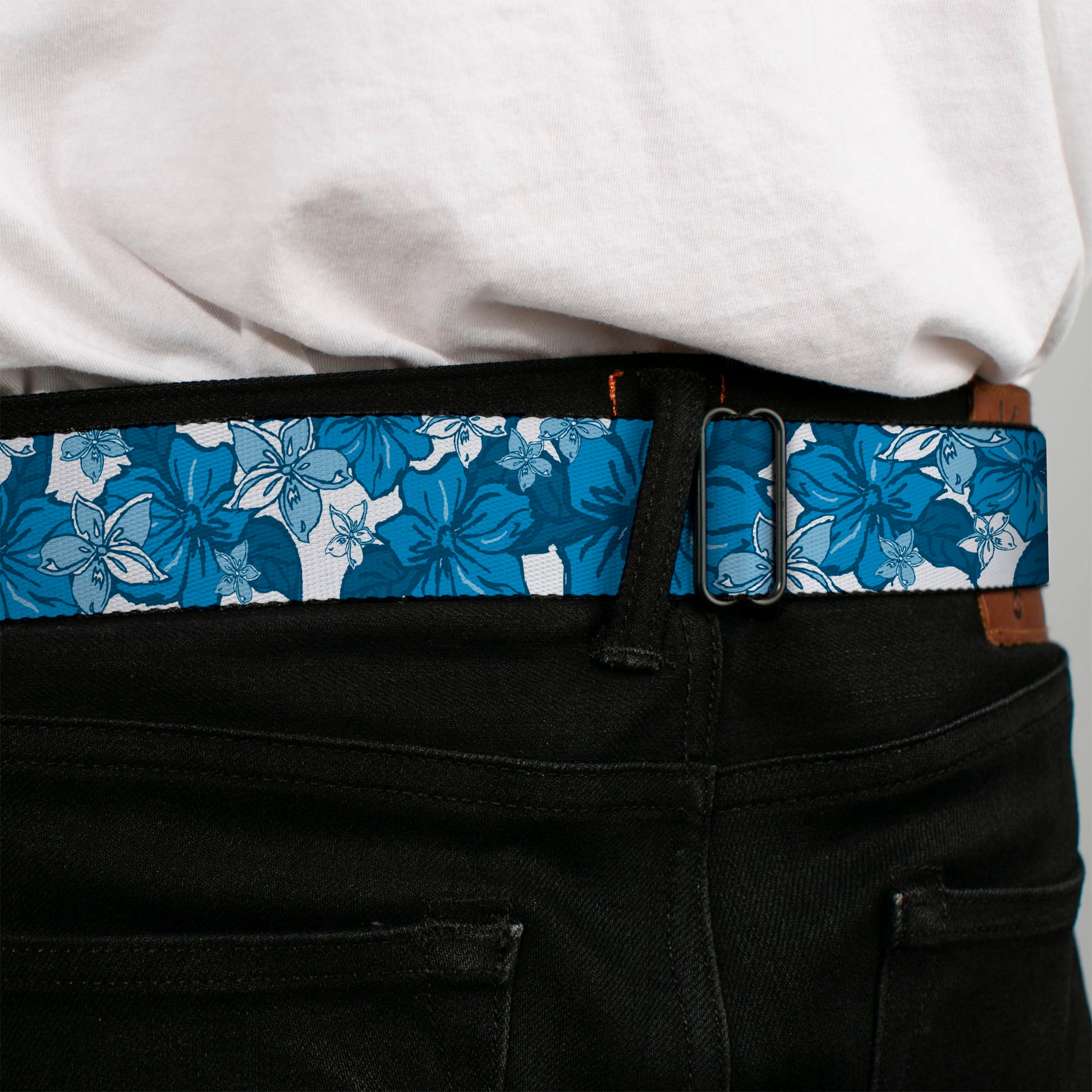 BD Wings Logo CLOSE-UP Full Color Black Silver Seatbelt Belt - Hibiscus Collage White/Blues Webbing Seatbelt Belts Buckle-Down