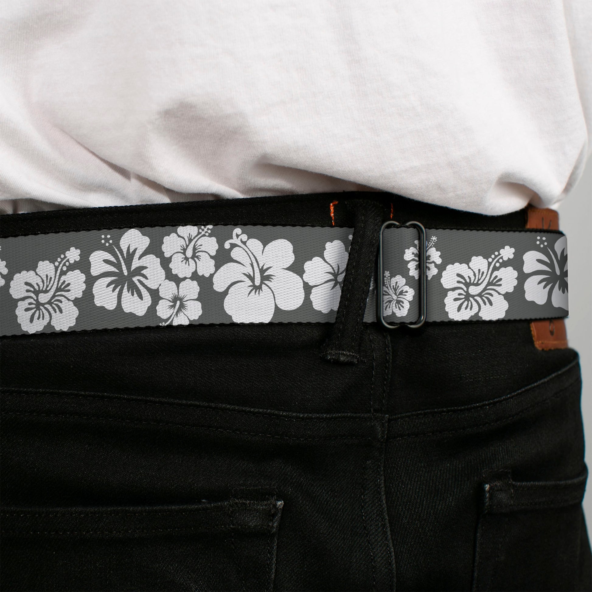 BD Wings Logo CLOSE-UP Full Color Black Silver Seatbelt Belt - Hibiscus Gray/White Webbing Seatbelt Belts Buckle-Down