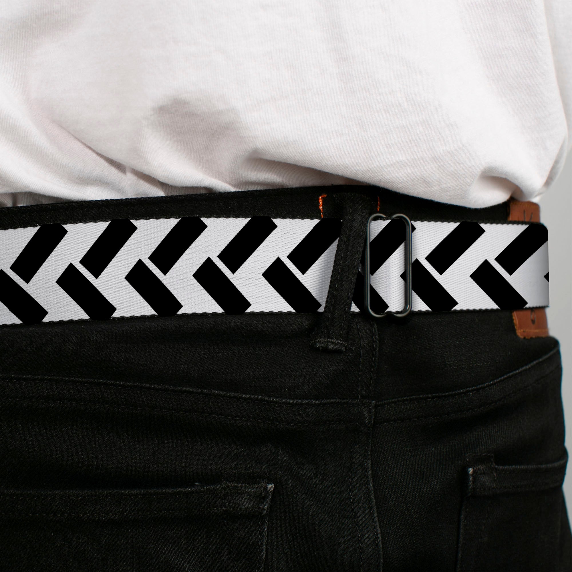 BD Wings Logo CLOSE-UP Full Color Black Silver Seatbelt Belt - Jagged Chevron White/Black Webbing Seatbelt Belts Buckle-Down