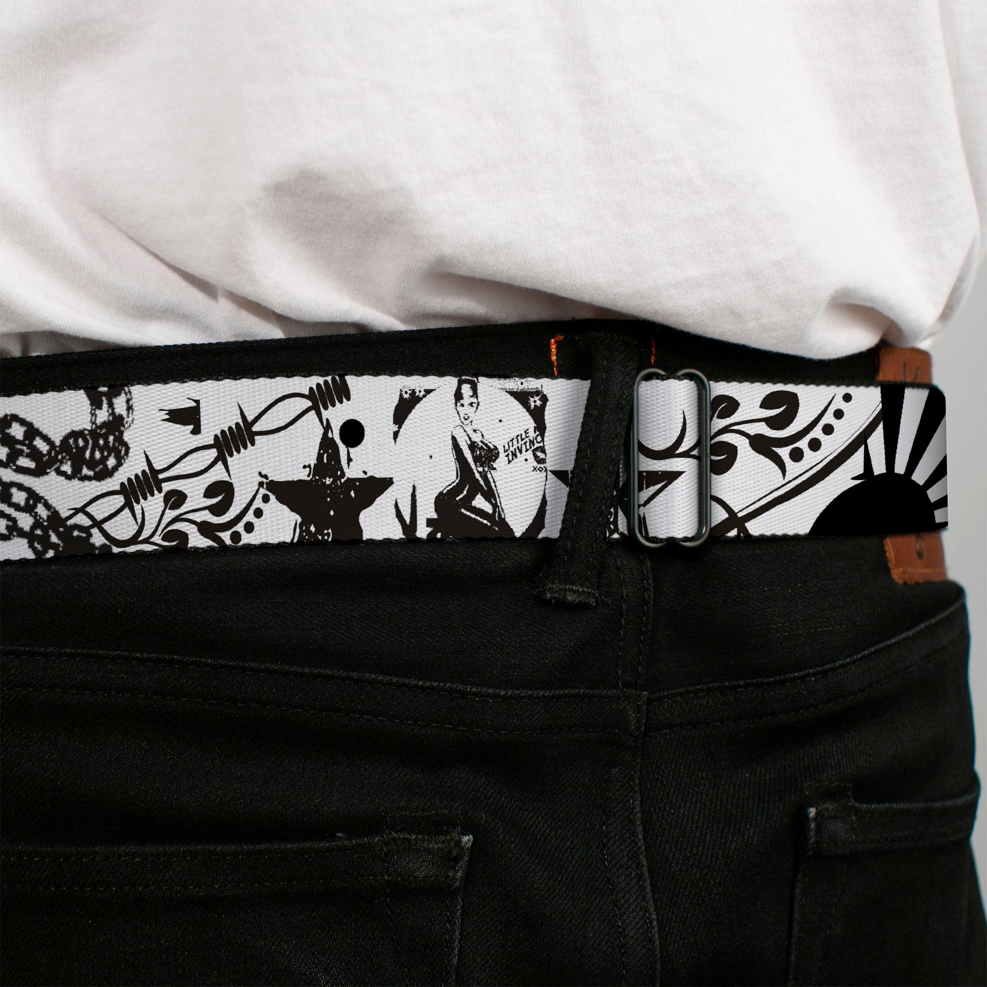 BD Wings Logo CLOSE-UP Full Color Black Silver Seatbelt Belt - Madness White/Black Webbing Seatbelt Belts Buckle-Down