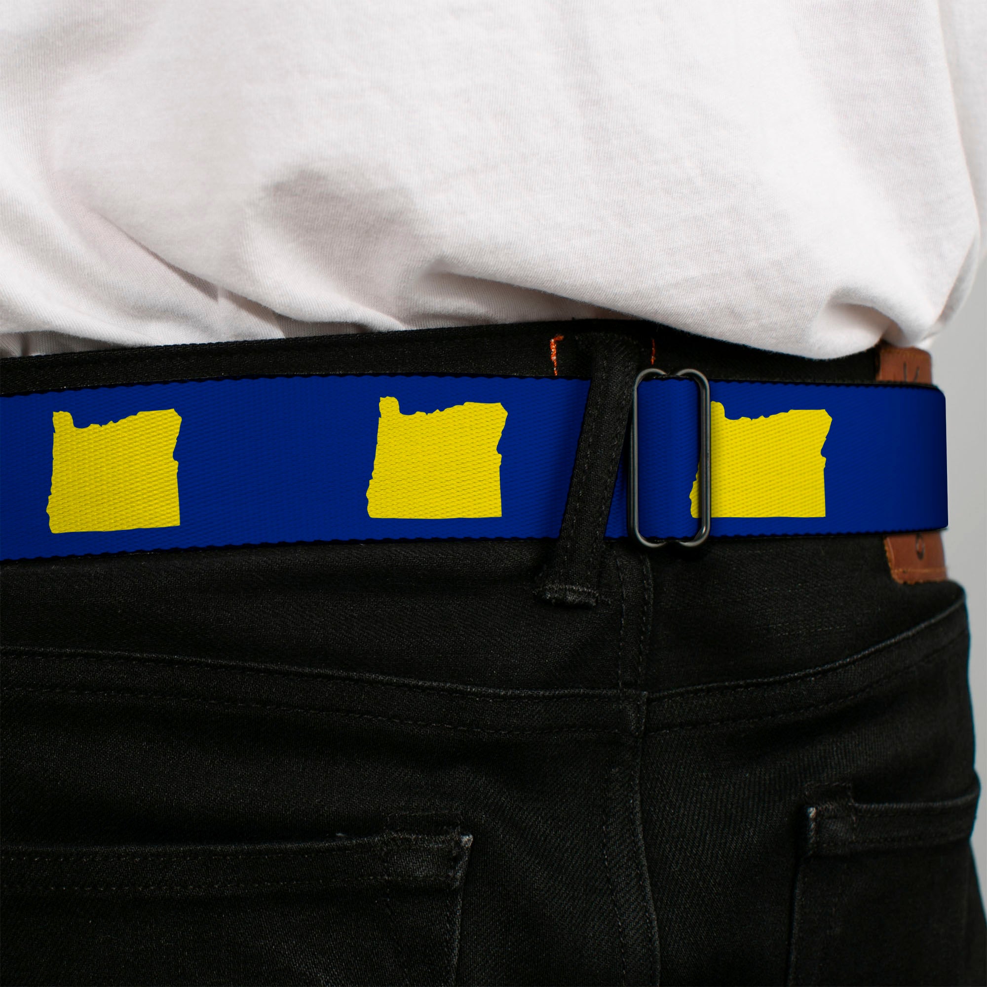 BD Wings Logo CLOSE-UP Full Color Black Silver Seatbelt Belt - Oregon State Silhouette Blue/Yellow Webbing Seatbelt Belts Buckle-Down