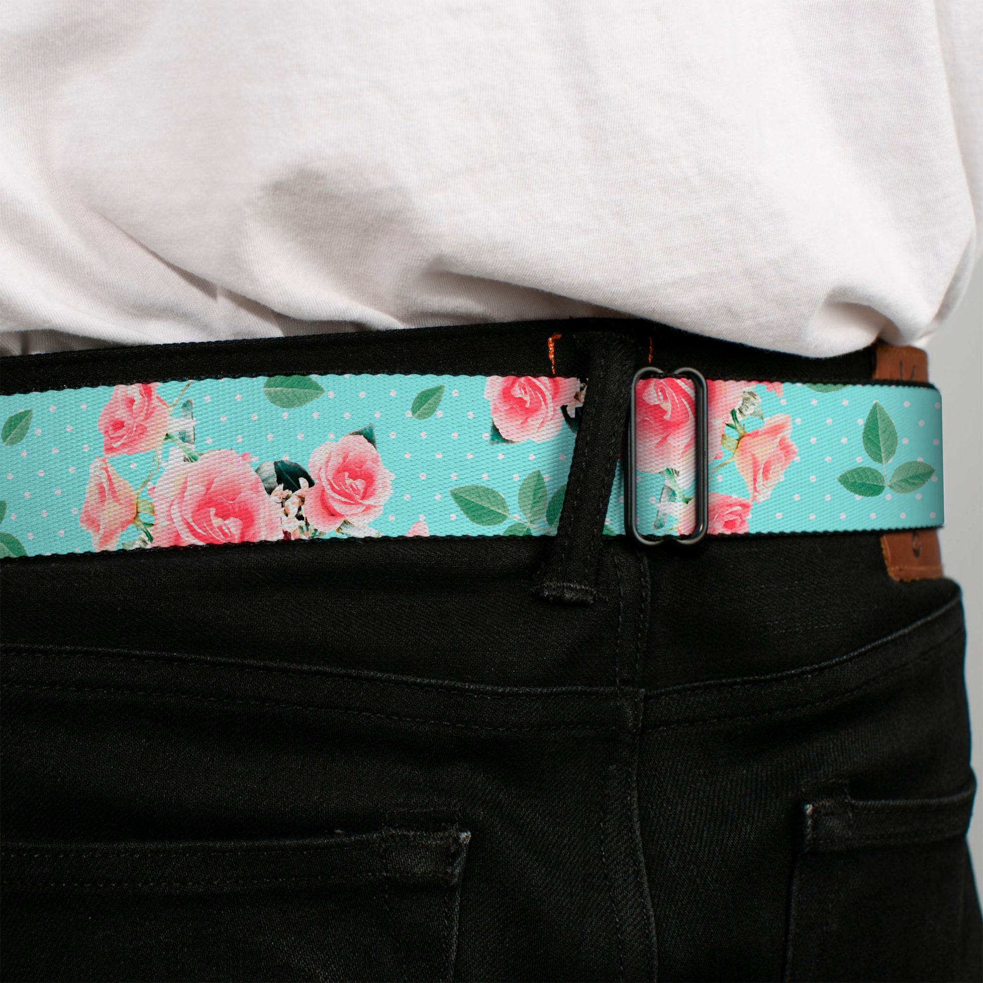 BD Wings Logo CLOSE-UP Black/Silver Seatbelt Belt - Roses & Leaves Scattered/Polka Dot Aqua/White Webbing Seatbelt Belts Buckle-Down