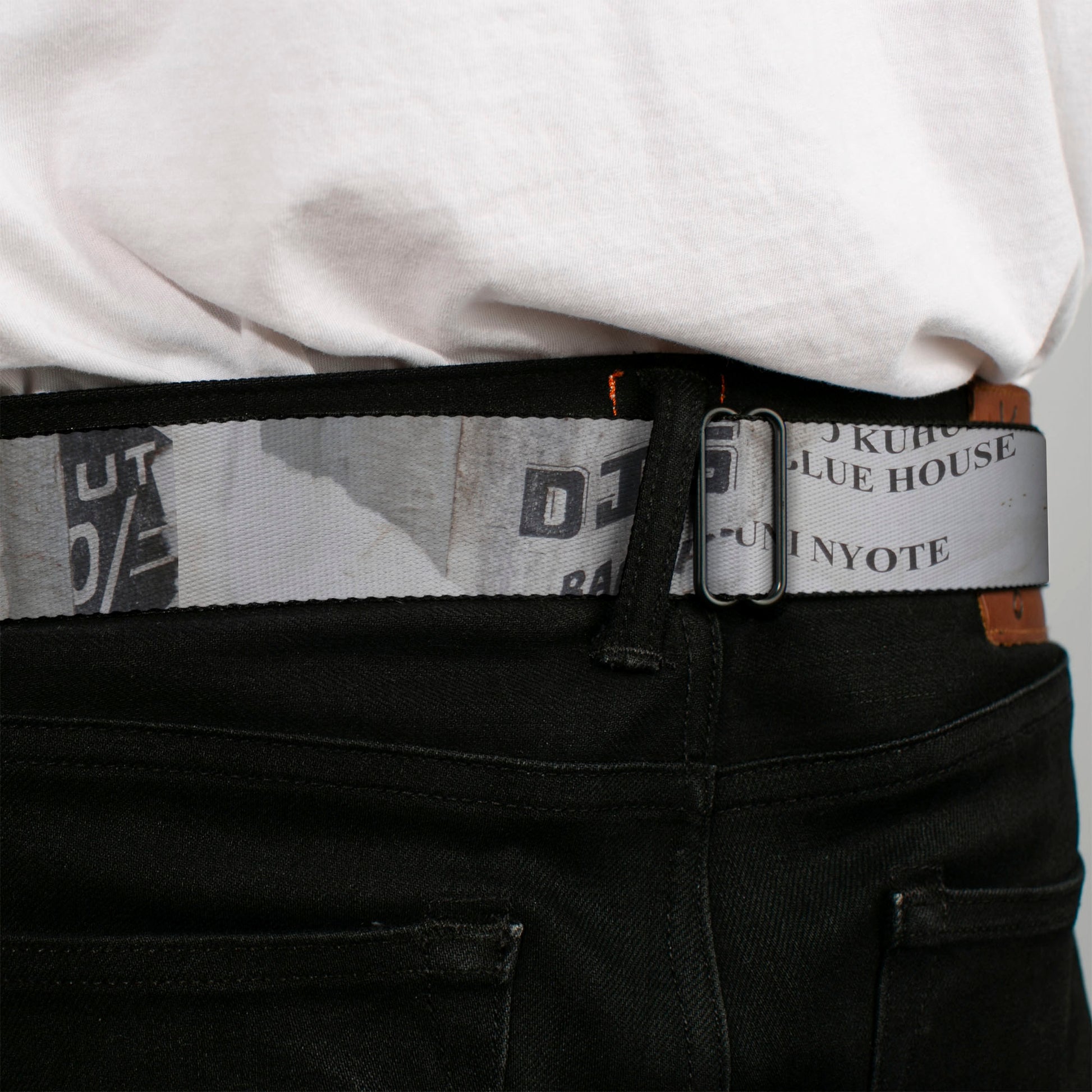 BD Wings Logo CLOSE-UP Full Color Black Silver Seatbelt Belt - Rustic Ripped Bills Webbing Seatbelt Belts Buckle-Down