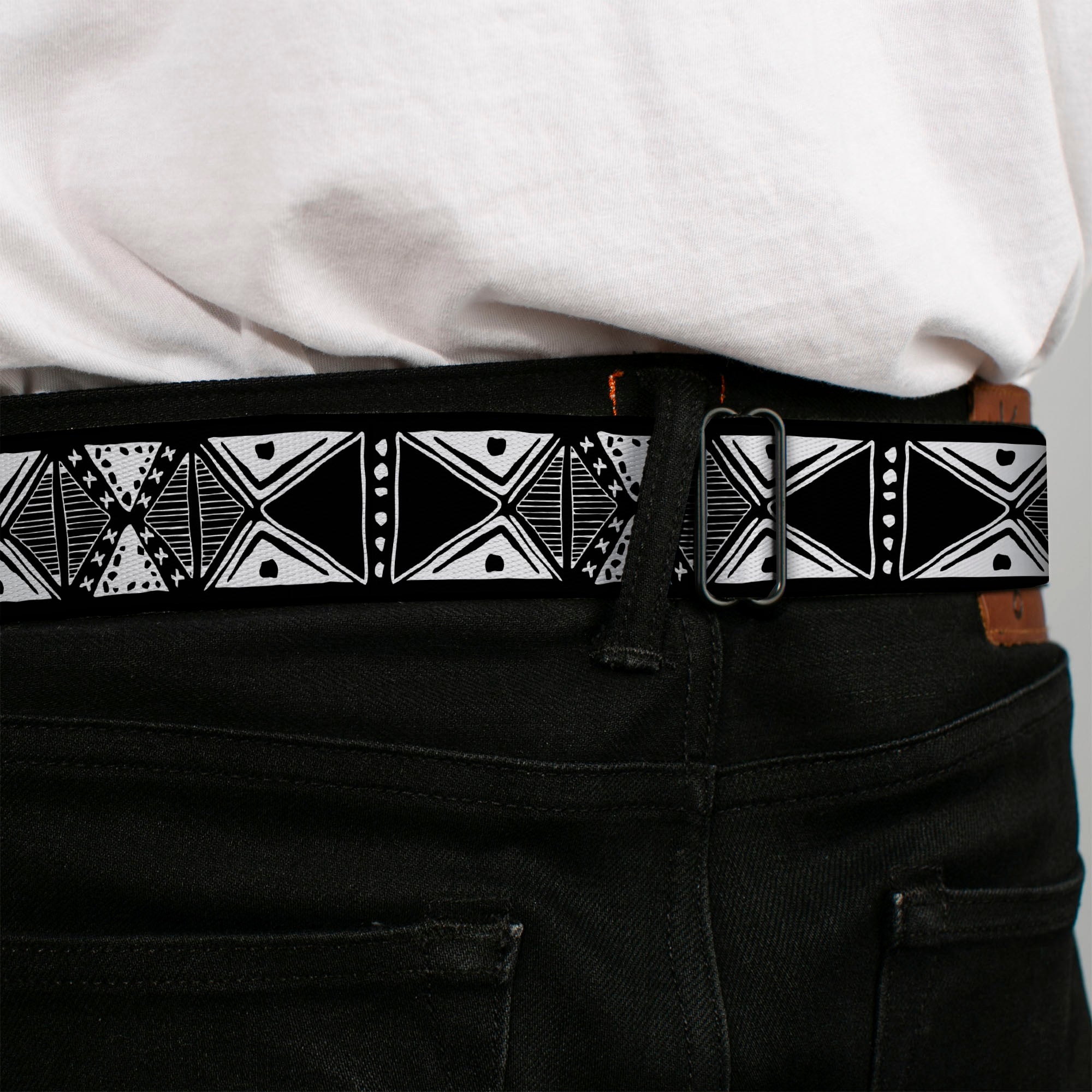 BD Wings Logo CLOSE-UP Full Color Black Silver Seatbelt Belt - Tribal1 Black/White Webbing Seatbelt Belts Buckle-Down