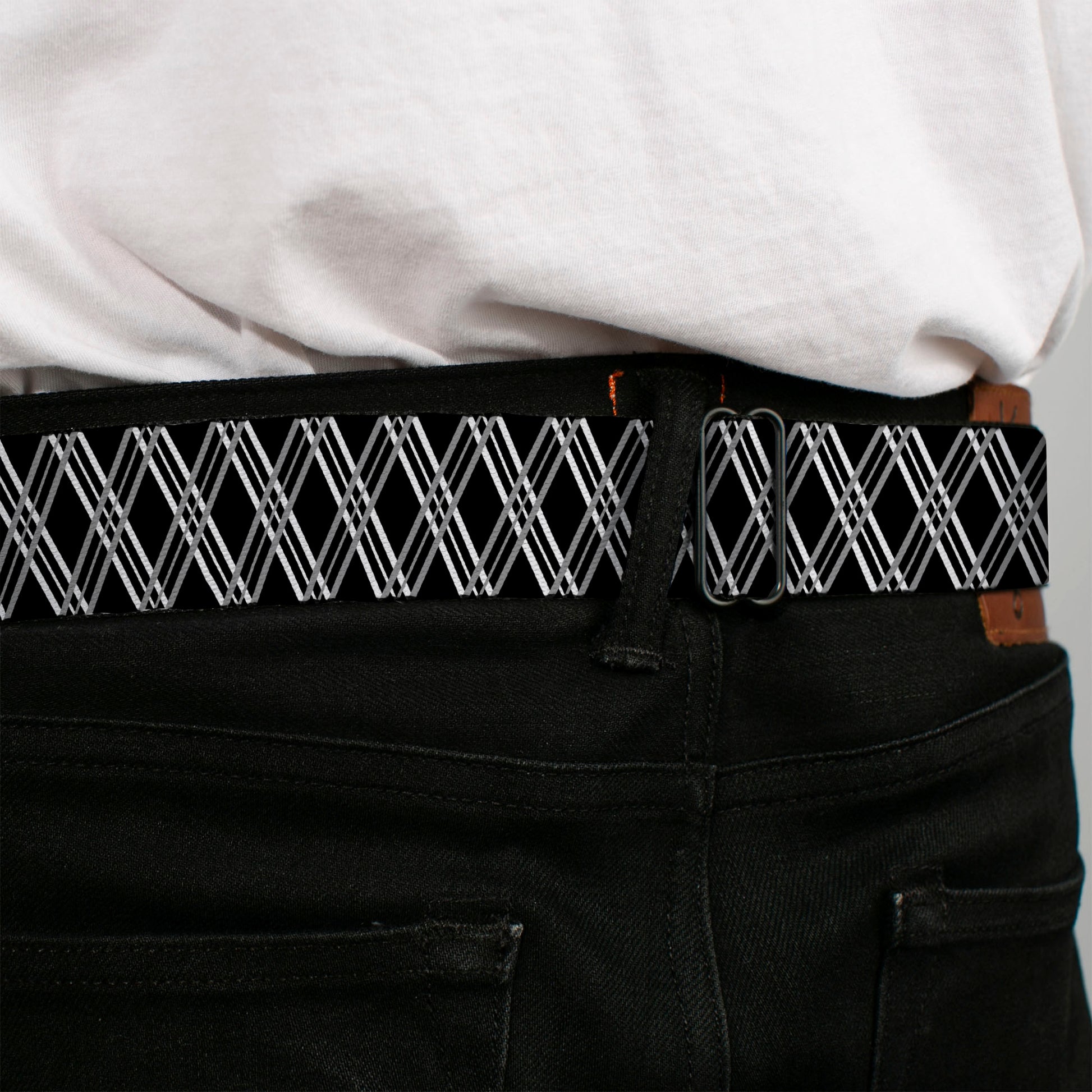 BD Wings Logo CLOSE-UP Full Color Black Silver Seatbelt Belt - Zig Zag Black/Gray/White Webbing Seatbelt Belts Buckle-Down