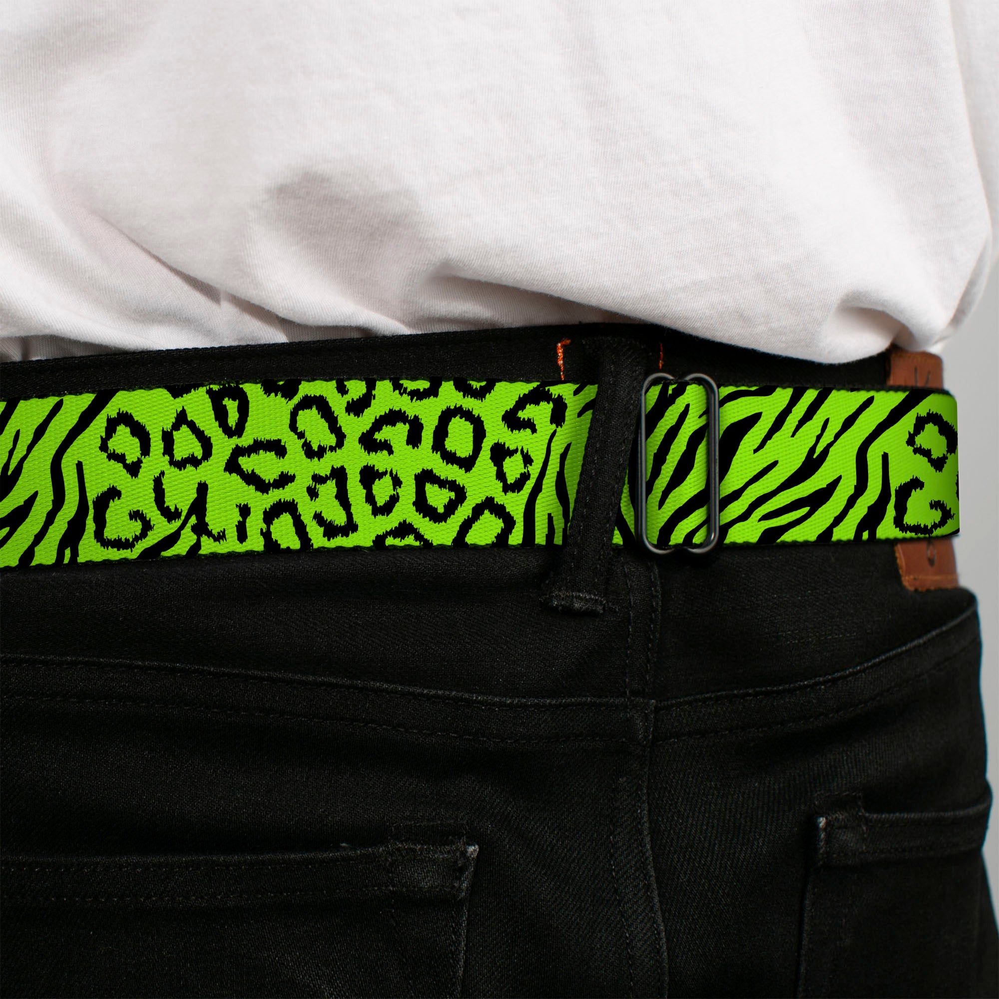 BD Wings Logo CLOSE-UP Full Color Black Silver Seatbelt Belt - Cheebra Green/Black Webbing Seatbelt Belts Buckle-Down