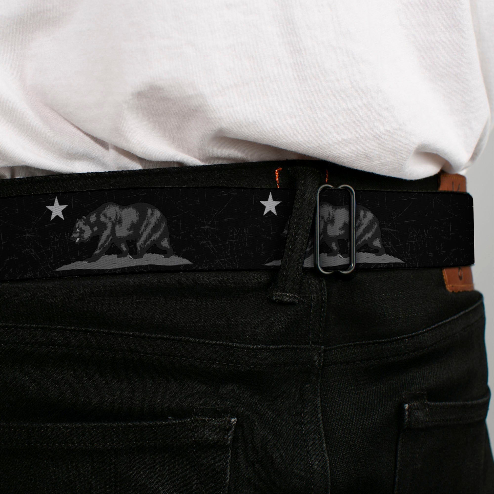 BD Wings Logo CLOSE-UP Full Color Black Silver Seatbelt Belt - Cali Bear Black/Grays Webbing Seatbelt Belts Buckle-Down