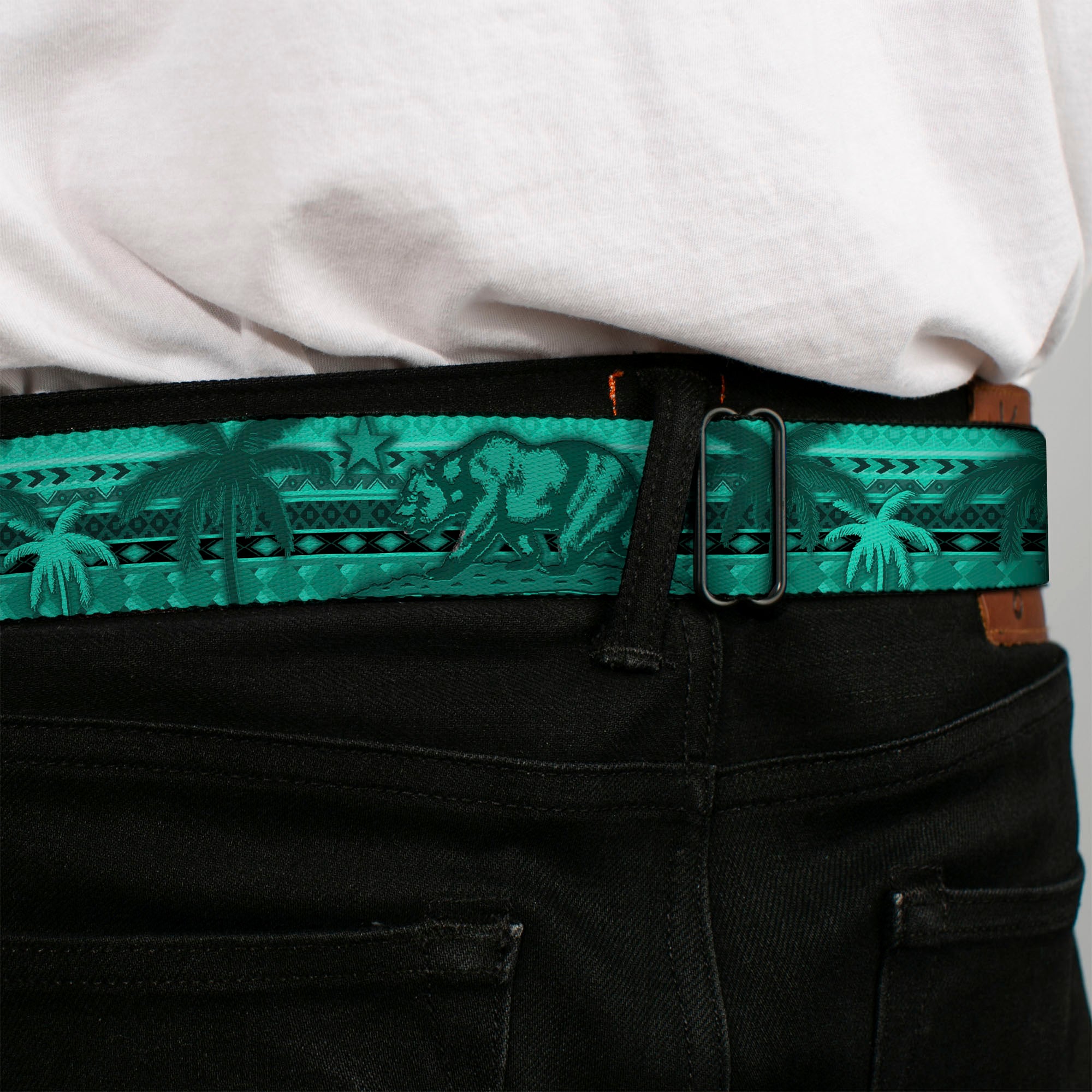 BD Wings Logo CLOSE-UP Full Color Black Silver Seatbelt Belt - Cali Bear/Palm Trees/Geometric Green Webbing Seatbelt Belts Buckle-Down