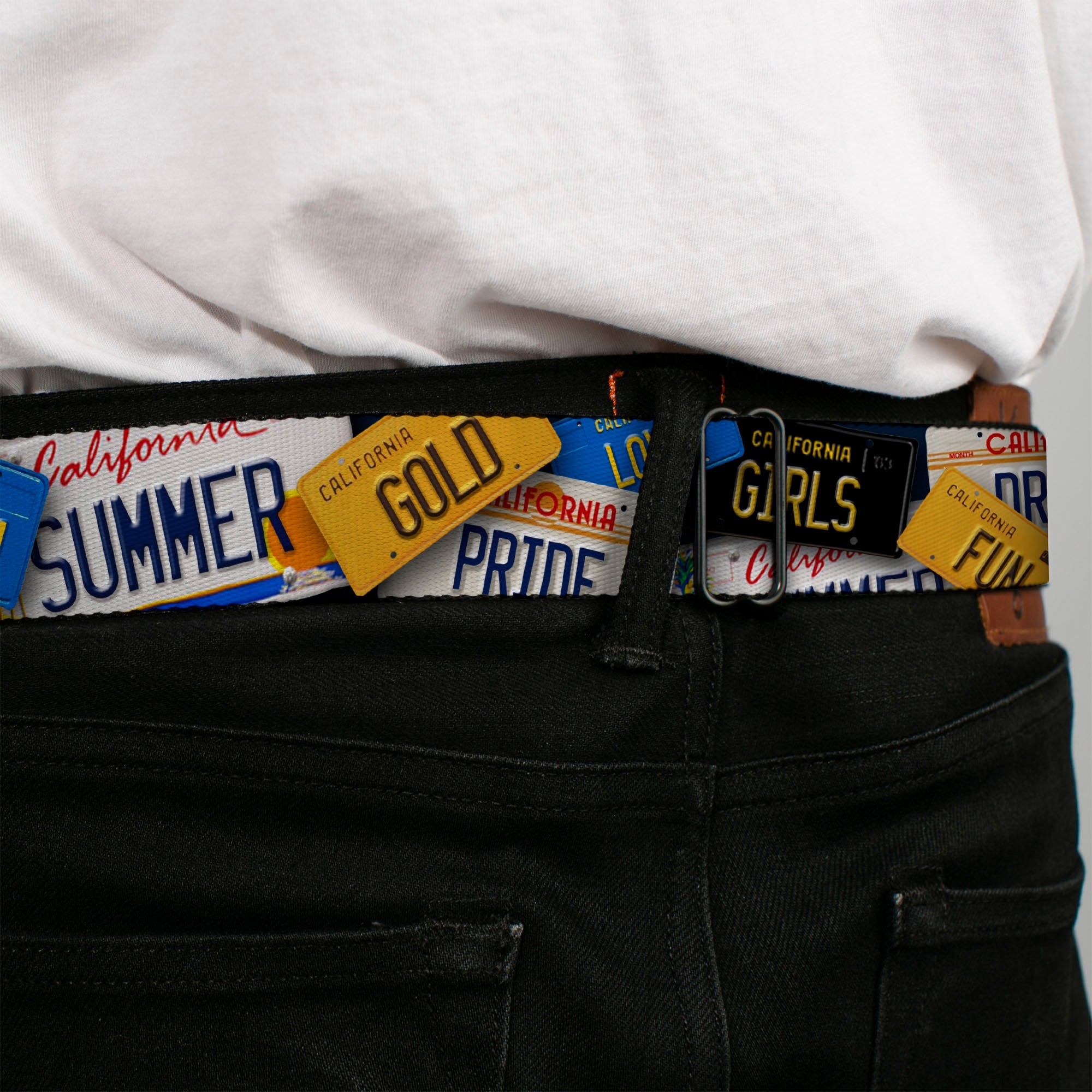 BD Wings Logo CLOSE-UP Full Color Black Silver Seatbelt Belt - Cali License Plates Stacked Webbing Seatbelt Belts Buckle-Down