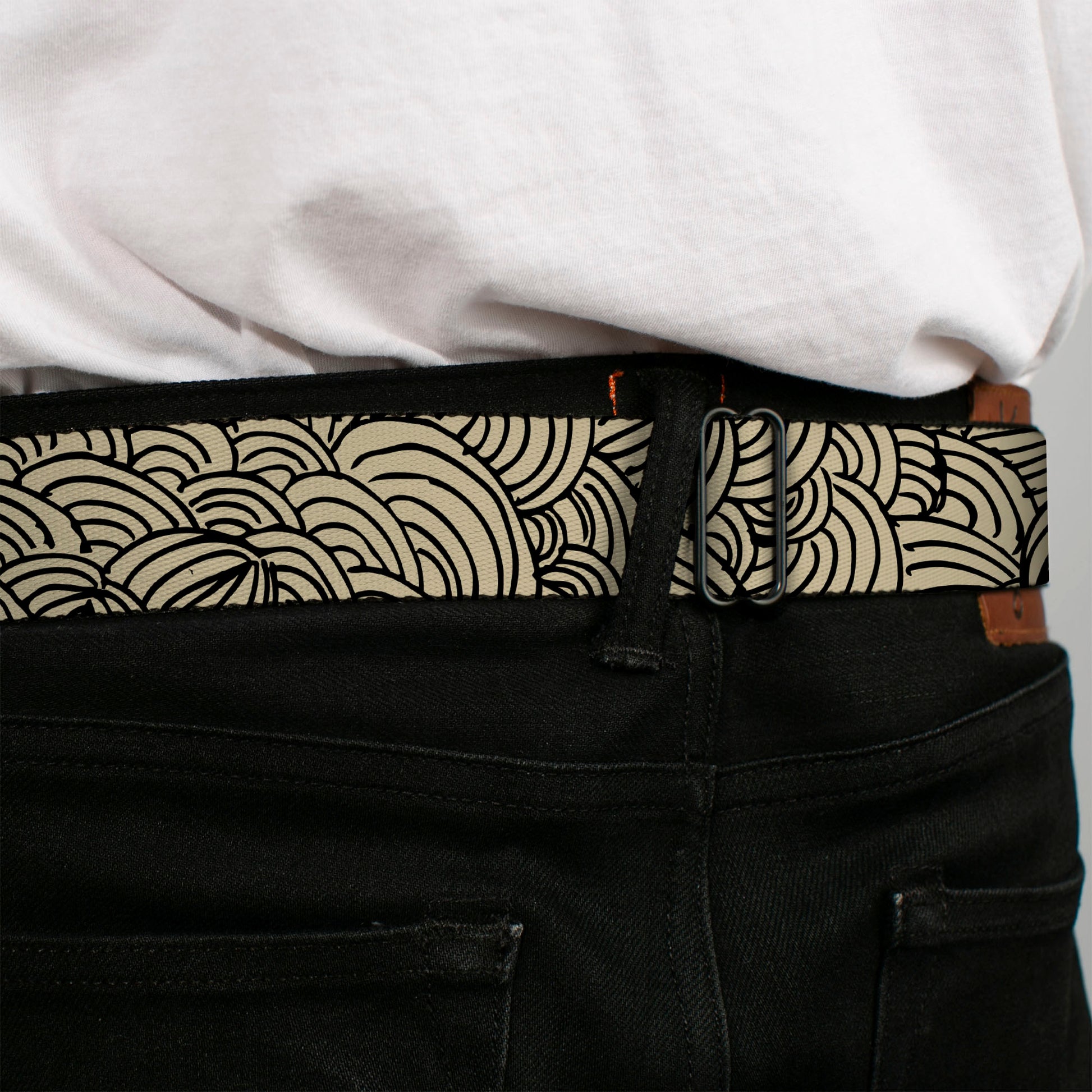 BD Wings Logo CLOSE-UP Full Color Black Silver Seatbelt Belt - Doodle1 Cream/Black Webbing Seatbelt Belts Buckle-Down