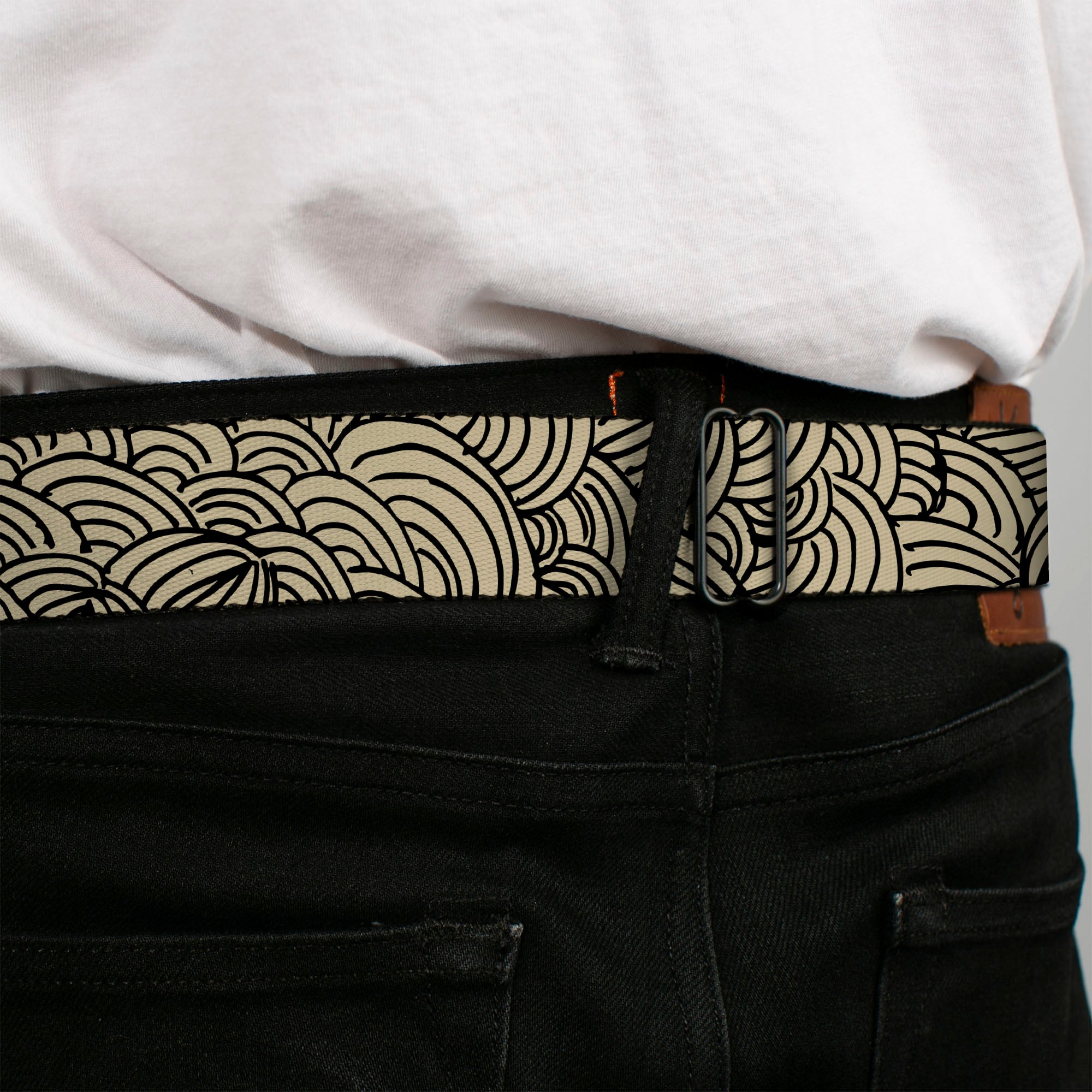 BD Wings Logo CLOSE-UP Full Color Black Silver Seatbelt Belt - Doodle1 Cream/Black Webbing Seatbelt Belts Buckle-Down