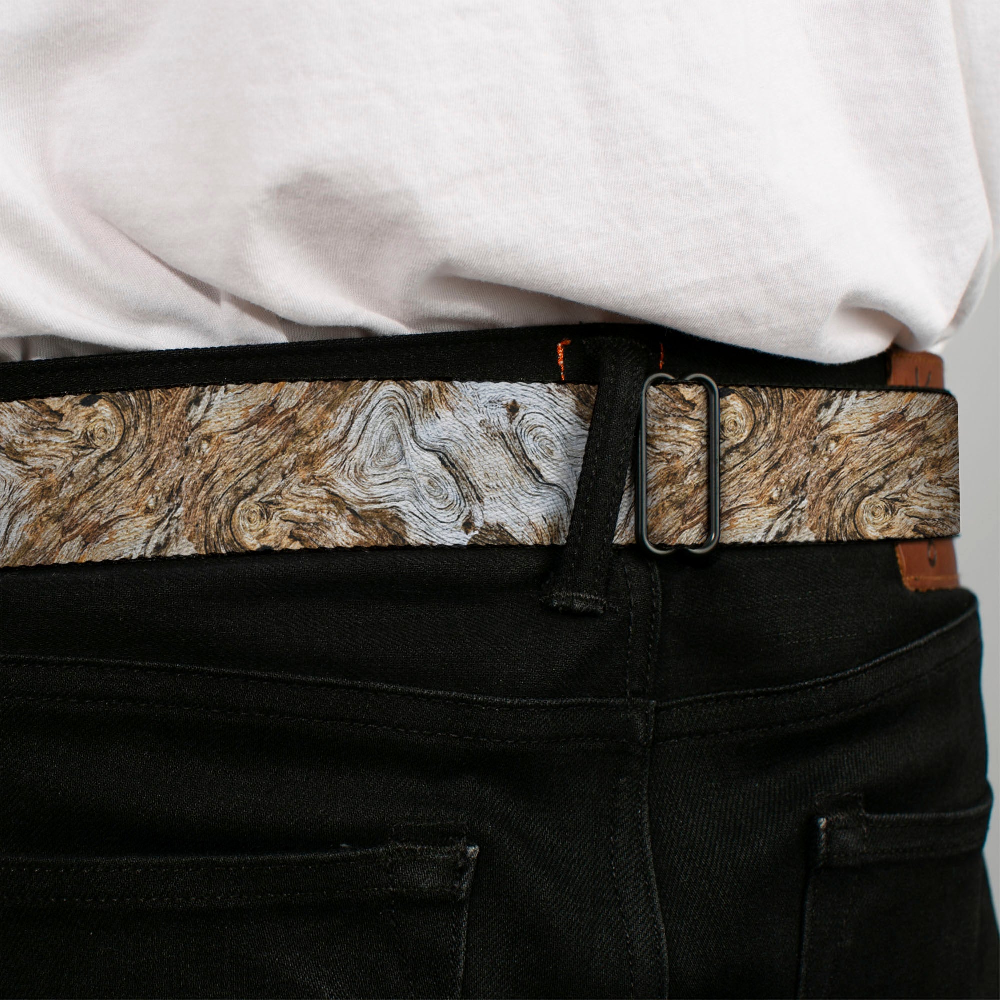 BD Wings Logo CLOSE-UP Full Color Black Silver Seatbelt Belt - Driftwood Grain Webbing Seatbelt Belts Buckle-Down