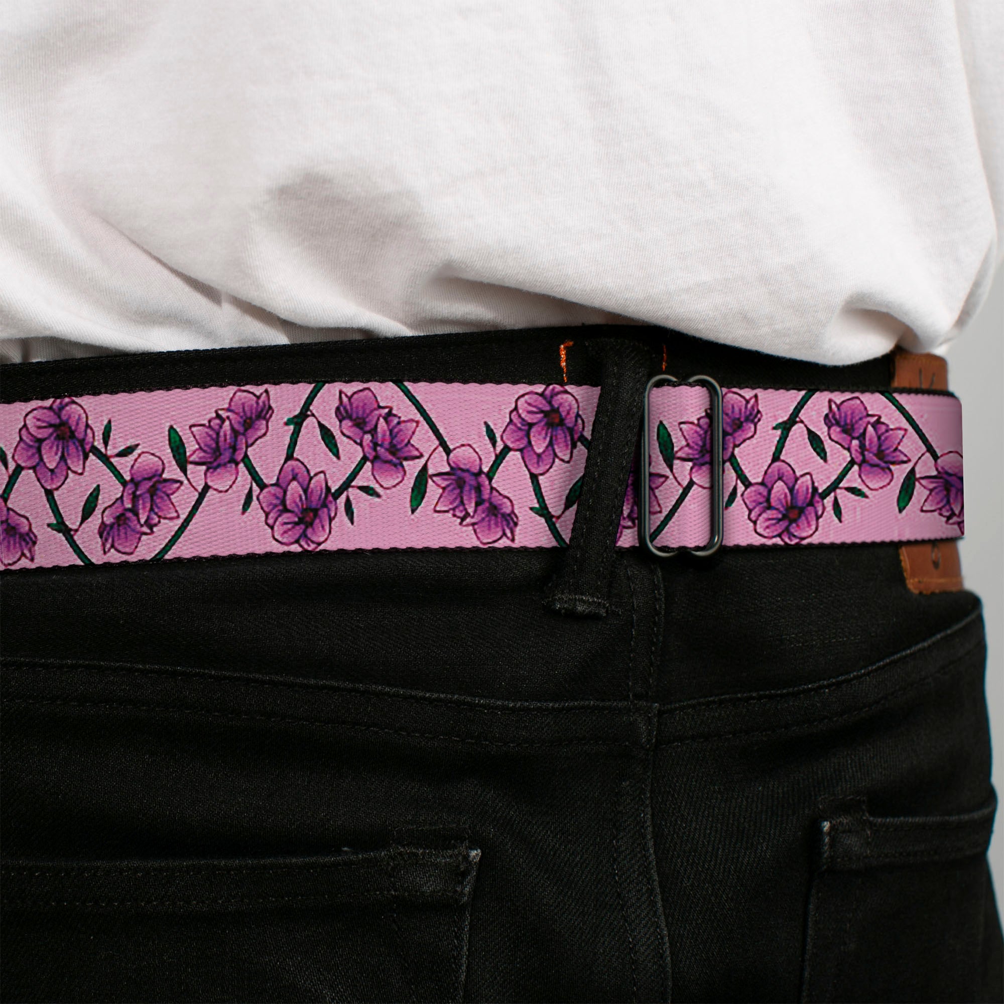 BD Wings Logo CLOSE-UP Black/Silver Seatbelt Belt - Floral Chain Pink Webbing Seatbelt Belts Buckle-Down