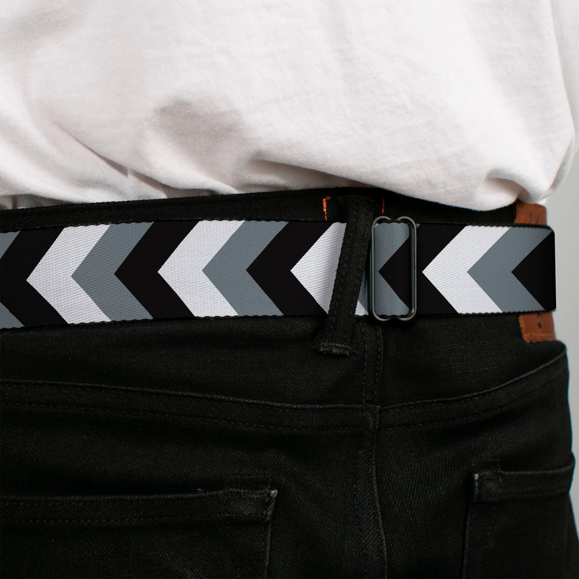 BD Wings Logo CLOSE-UP Full Color Black Silver Seatbelt Belt - Chevron White/Gray/Black Webbing Seatbelt Belts Buckle-Down