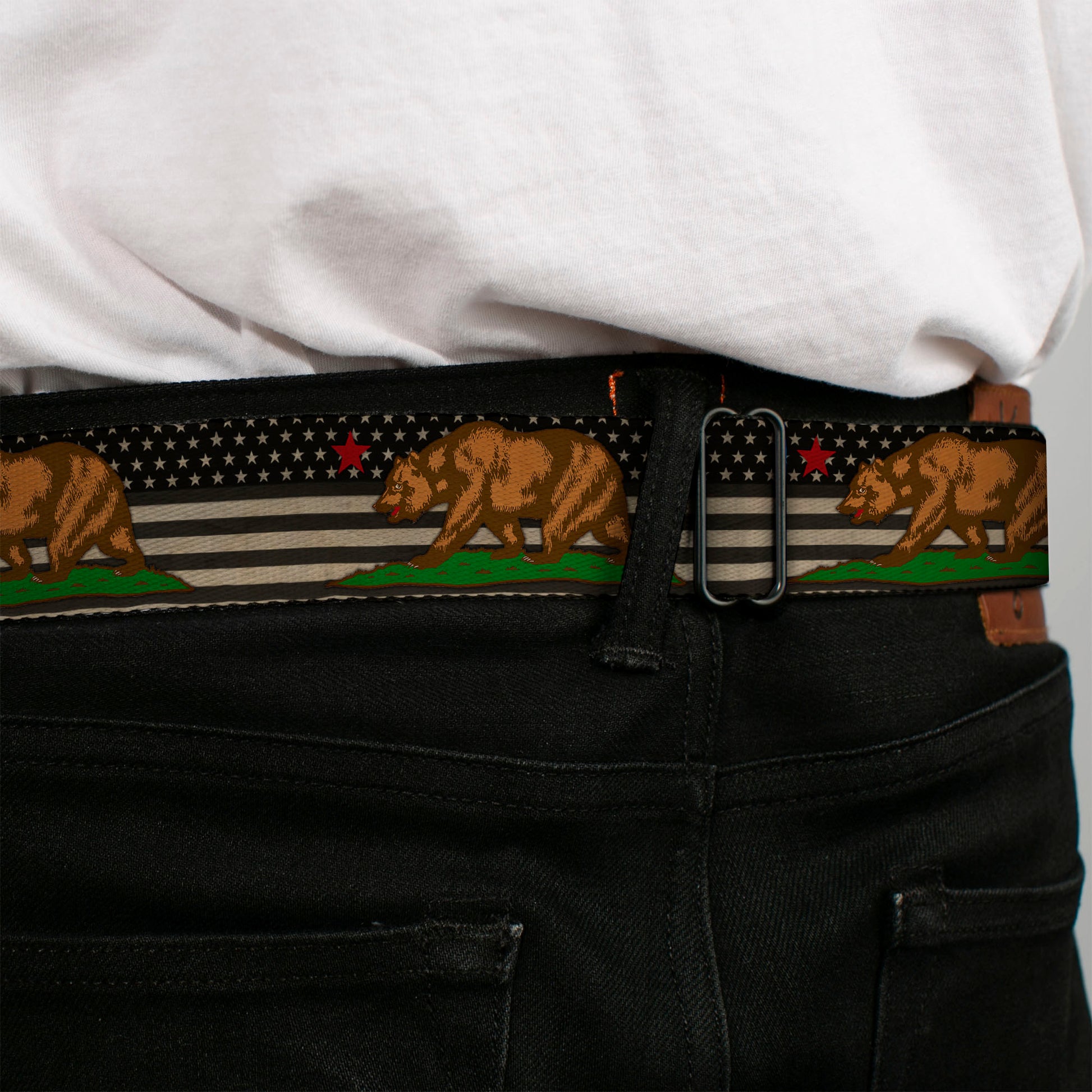 BD Wings Logo CLOSE-UP Full Color Black Silver Seatbelt Belt - Cali Bear/Star/US Flag Stretch Black/White/Red Webbing Seatbelt Belts Buckle-Down