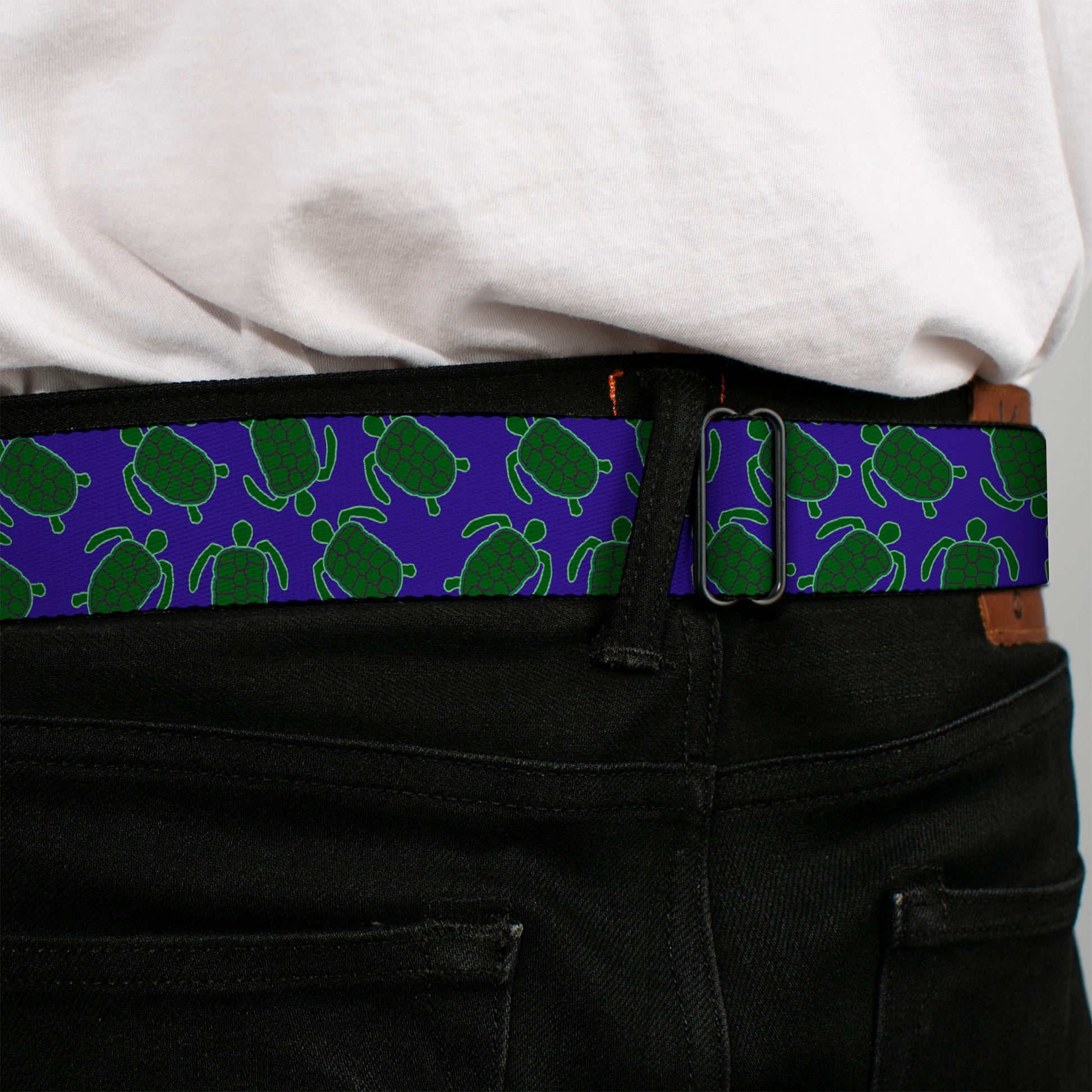 BD Wings Logo CLOSE-UP Black/Silver Seatbelt Belt - Sea Turtles Scattered Blue/Green Webbing Seatbelt Belts Buckle-Down
