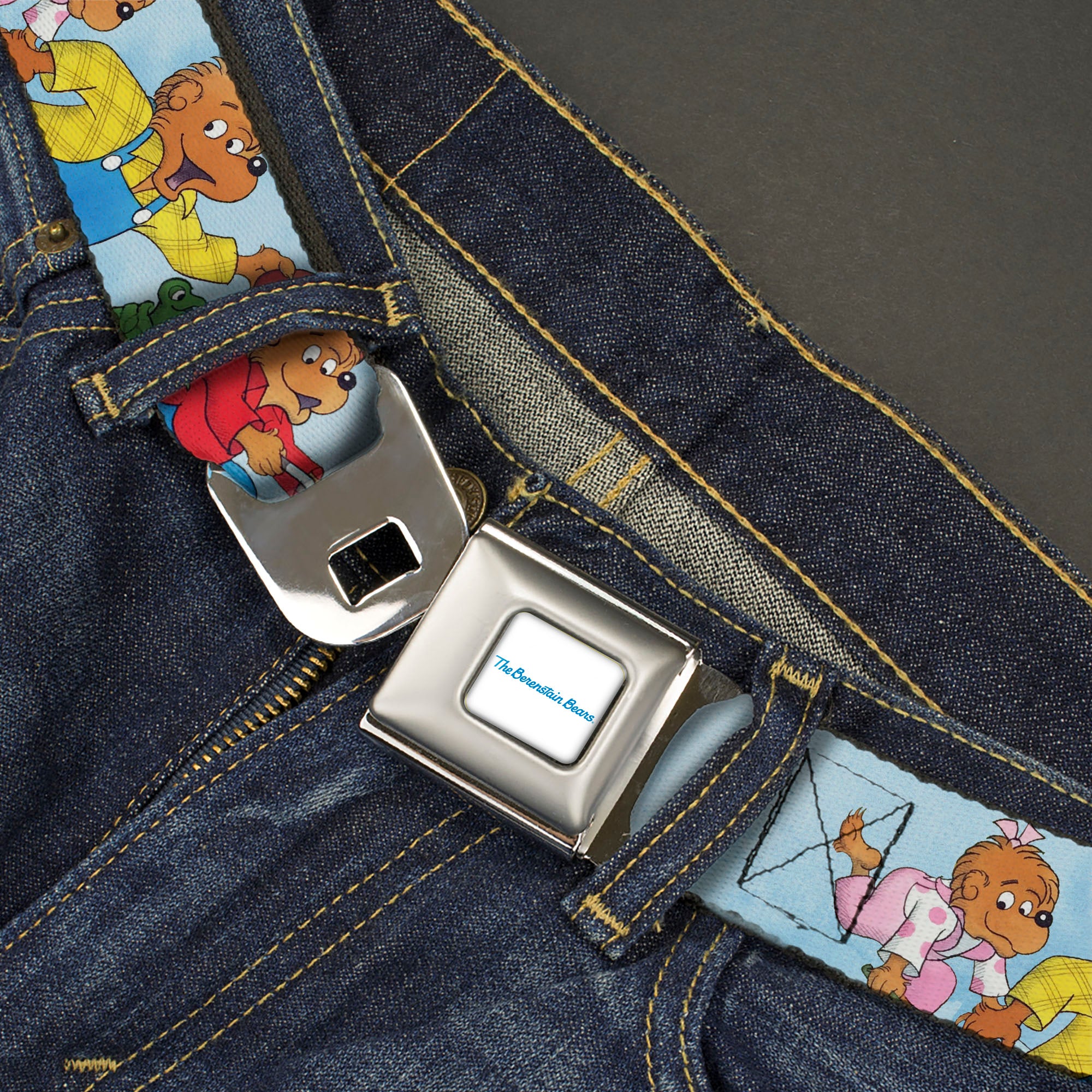 THE BERENSTAIN BEARS Full Color White/Blue Seatbelt Belt - The Berenstain Bears Family Fun Day Pose Light Blue Webbing