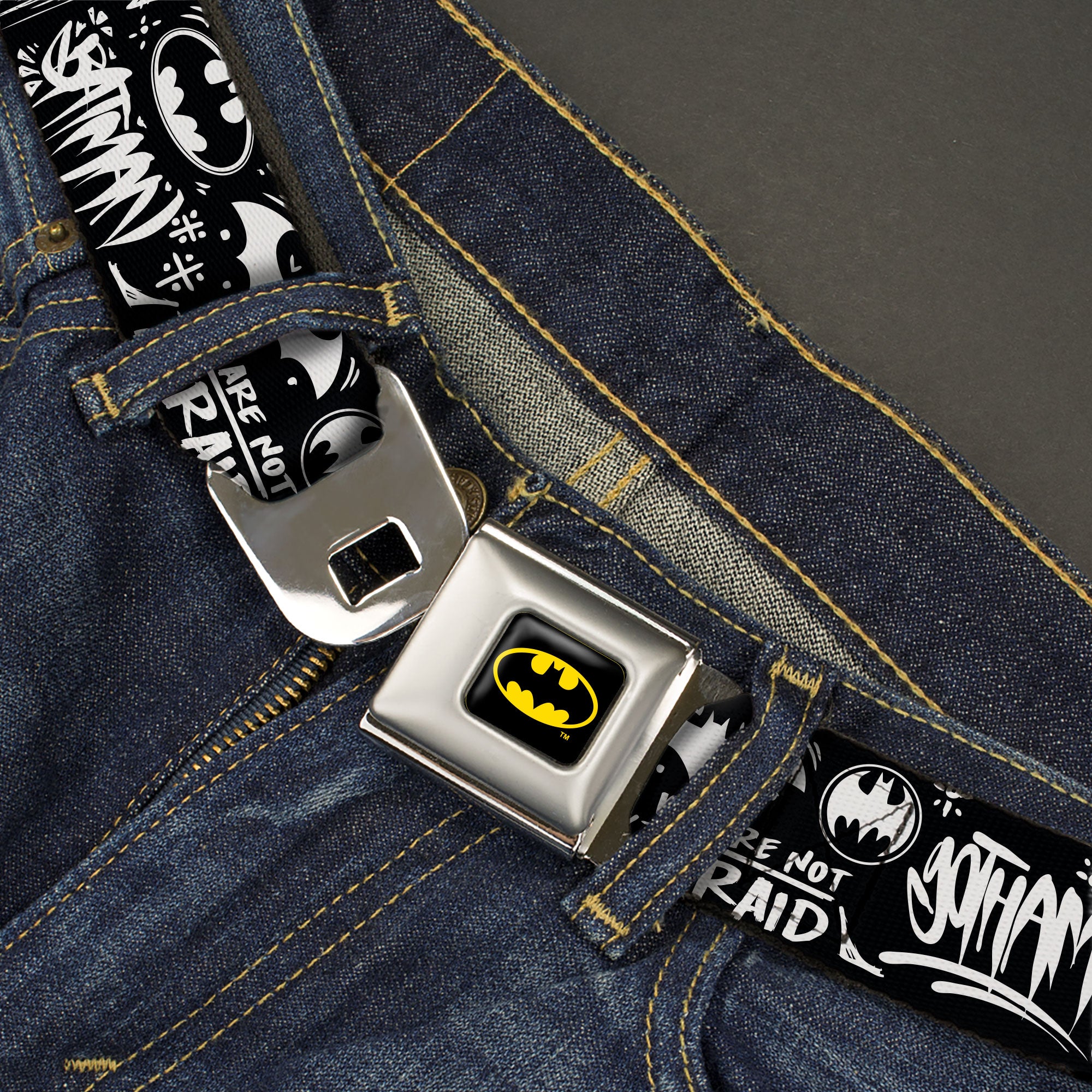 Batman Full Color Black/Yellow Seatbelt Belt - Batman Gotham City Graffiti Collage Black/White Webbing Seatbelt Belts DC Comics