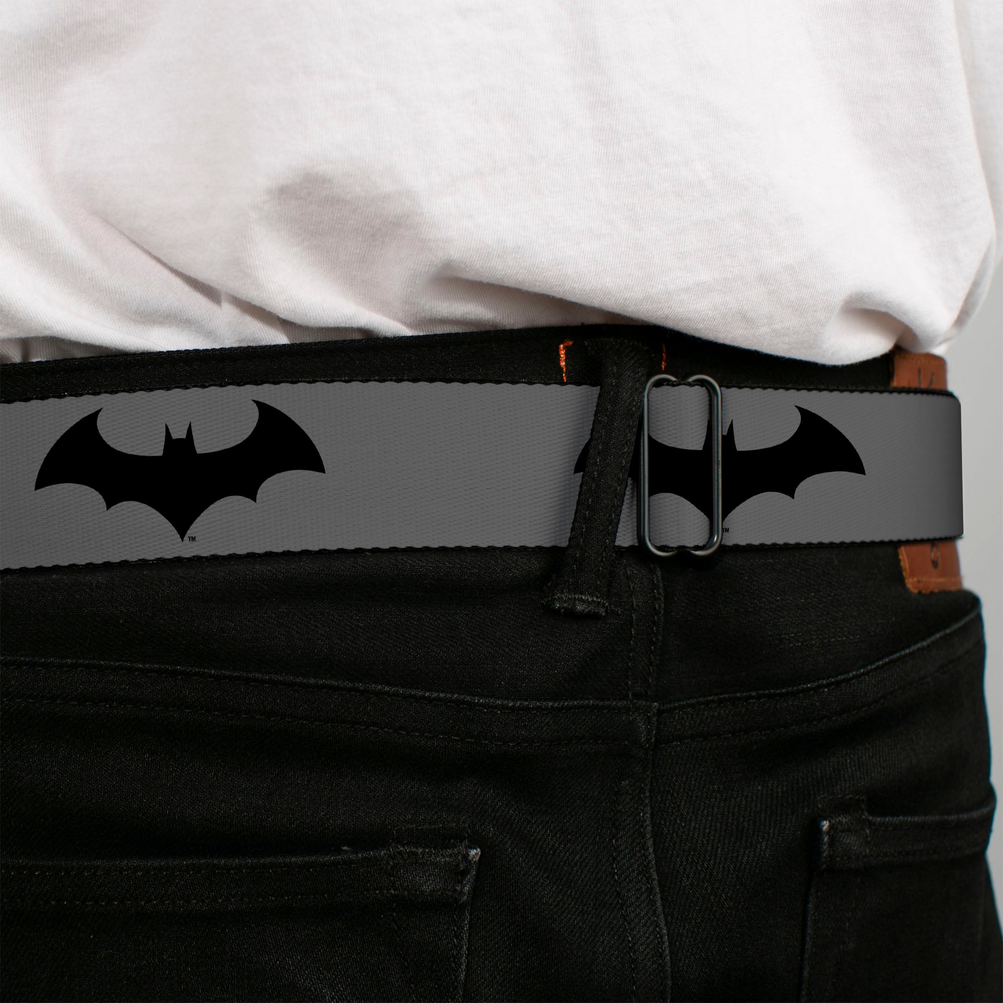 Retro Bat Logo Full Color Gray Black Seatbelt Belt - Retro Bat Logo Gray/Black Webbing Seatbelt Belts DC Comics