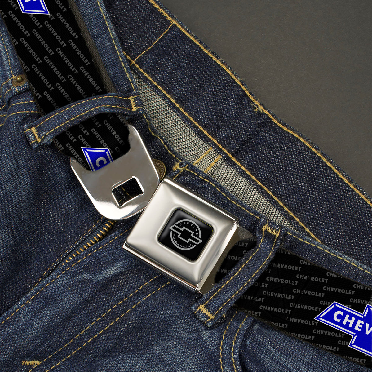 Cinturón de seguridad Chevy - Chevy Bowtie REPETIR con correas de texto