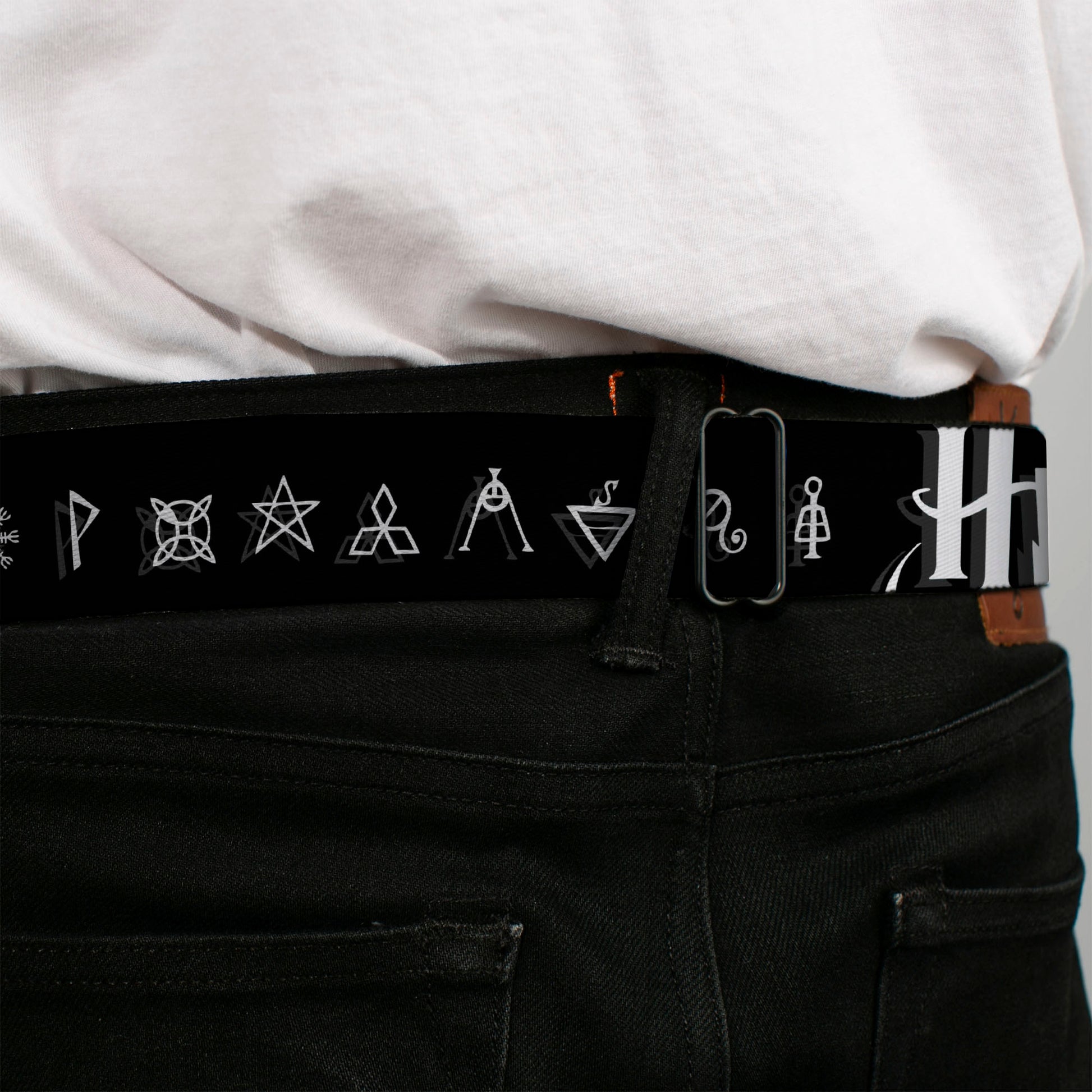 Harry Potter Logo Full Color Black/White Seatbelt Belt - Harry Potter Logo/Symbology Black/White Webbing Seatbelt Belts Harry Potter