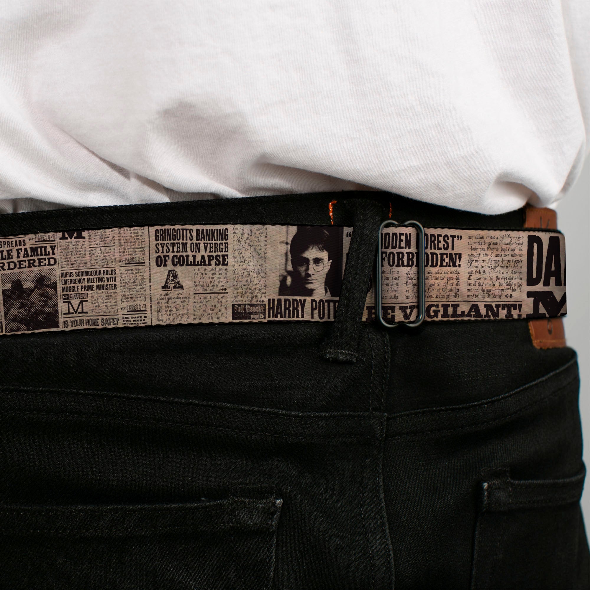 Harry Potter Logo Full Color Black/White Seatbelt Belt - Harry Potter Newspaper Headlines Webbing Seatbelt Belts Harry Potter
