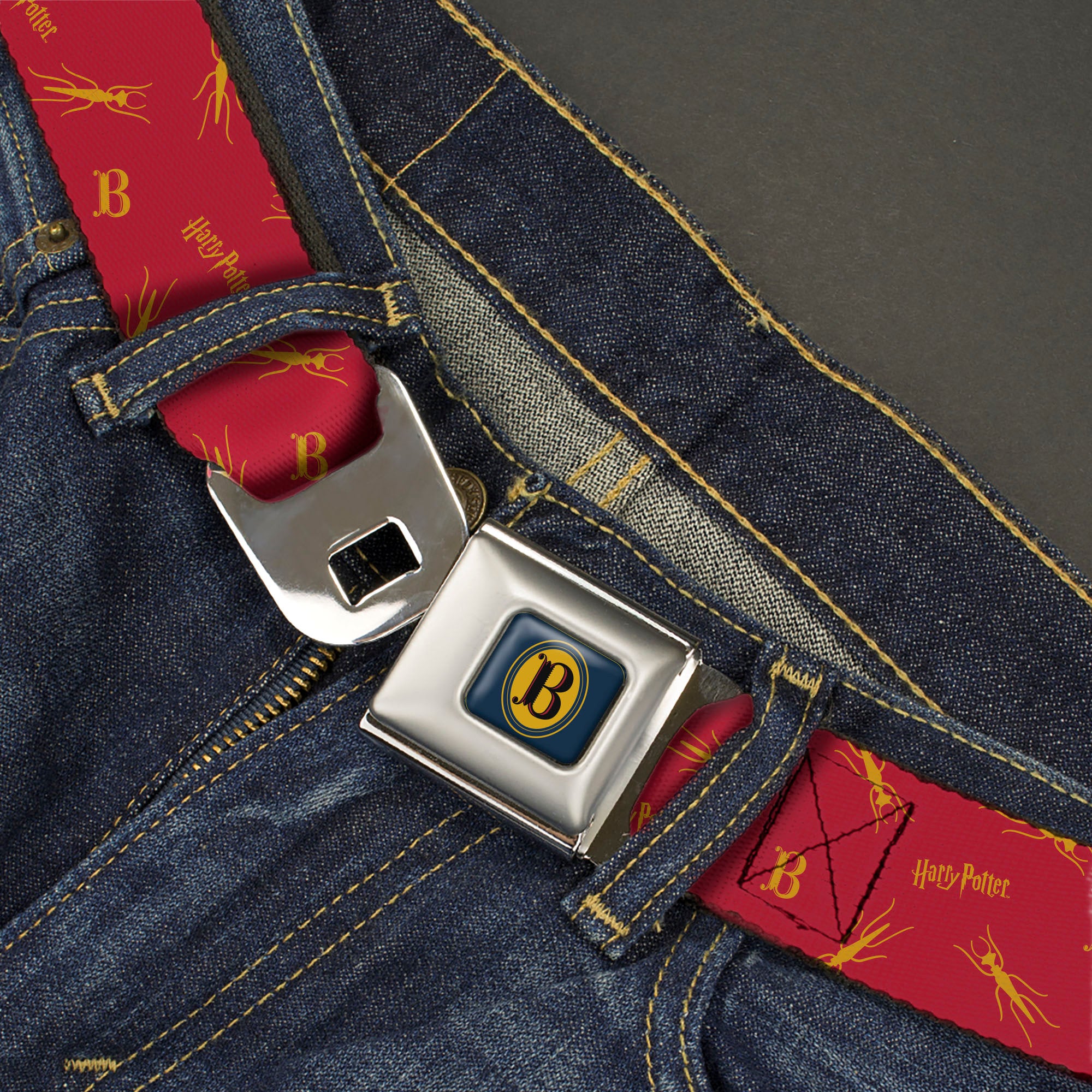 Harry Potter Butterbeer Logo Full Color Navy/Yellow Seatbelt Belt - Harry Potter Butterbeer Logo and Insect Icon Scattered Red/Yellow Webbing Seatbelt Belts Harry Potter