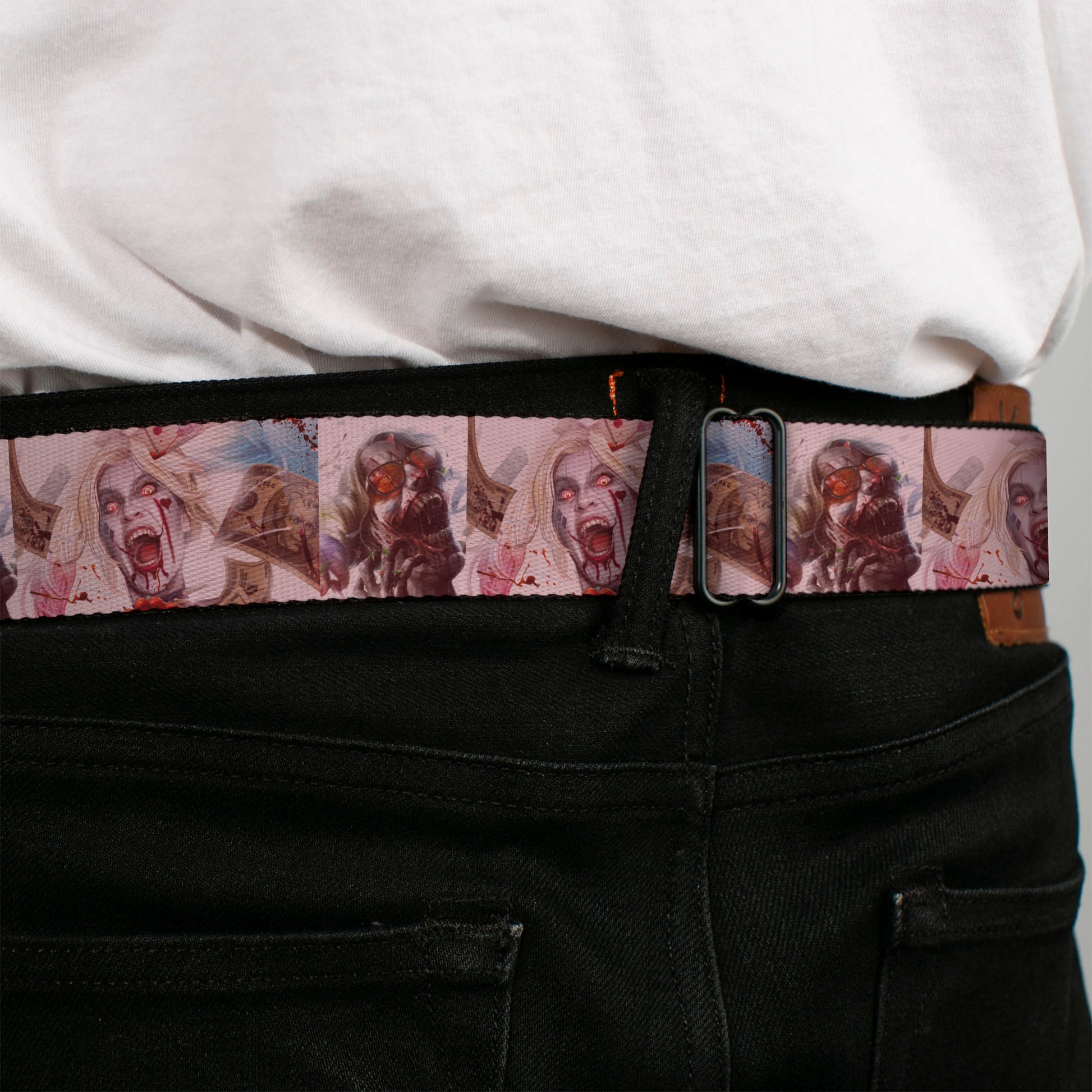 Harley Quinn Diamond Full Color White/Black/Red Seatbelt Belt - Harley Quinn Dceased Variant Cover Pose Blocks Webbing Seatbelt Belts DC Comics