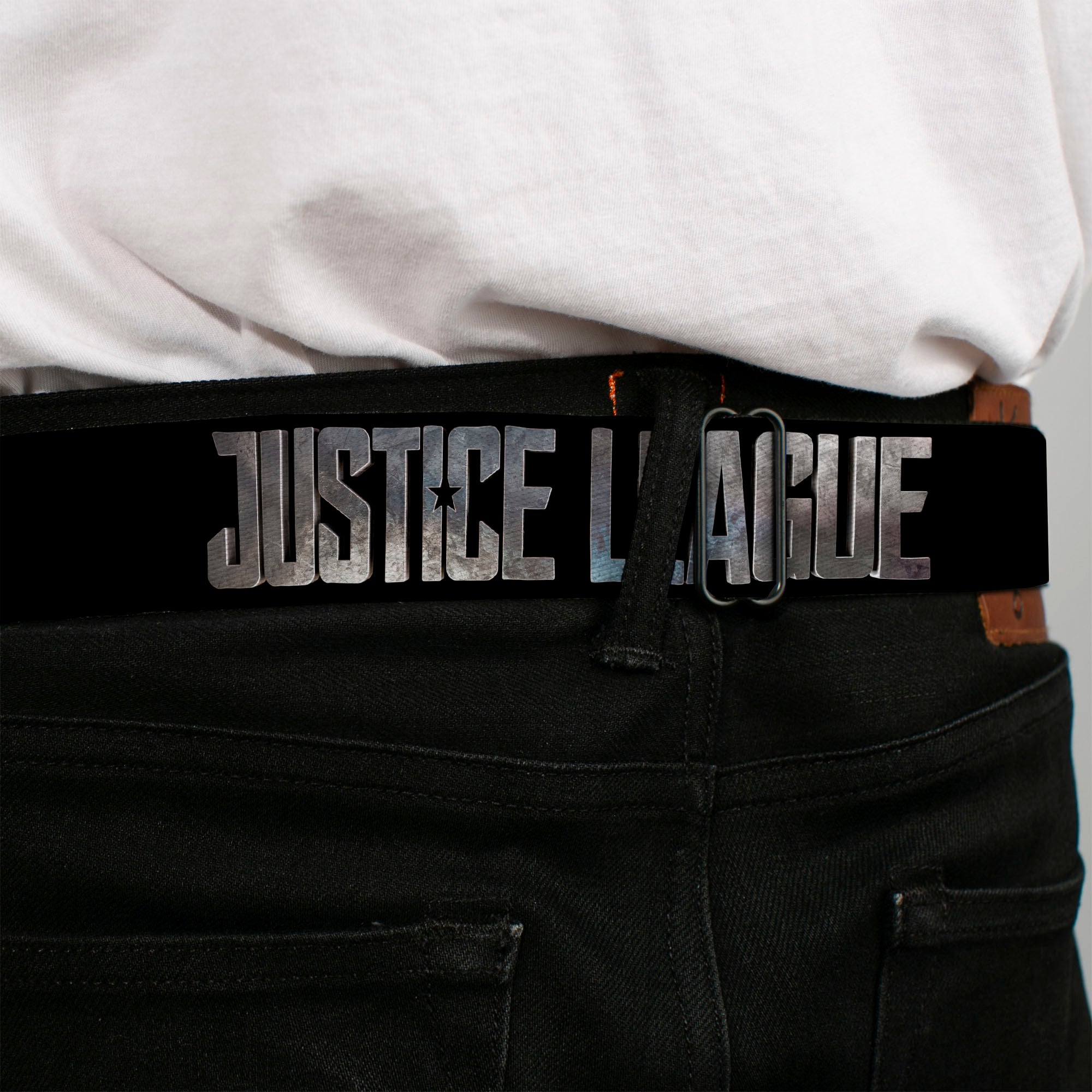 JL 2017 Badge Full Color Black Grays Seatbelt Belt - JUSTICE LEAGUE 2017 Title Black/Stone Webbing Seatbelt Belts DC Comics