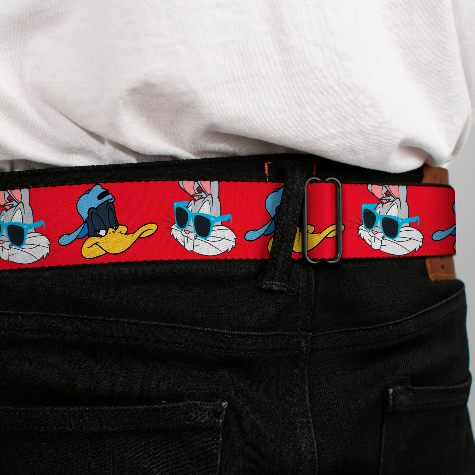 Looney Tunes Logo Full Color White Seatbelt Belt - Bugs Bunny & Daffy Duck Hip Hop Expression Red Webbing Seatbelt Belts Looney Tunes