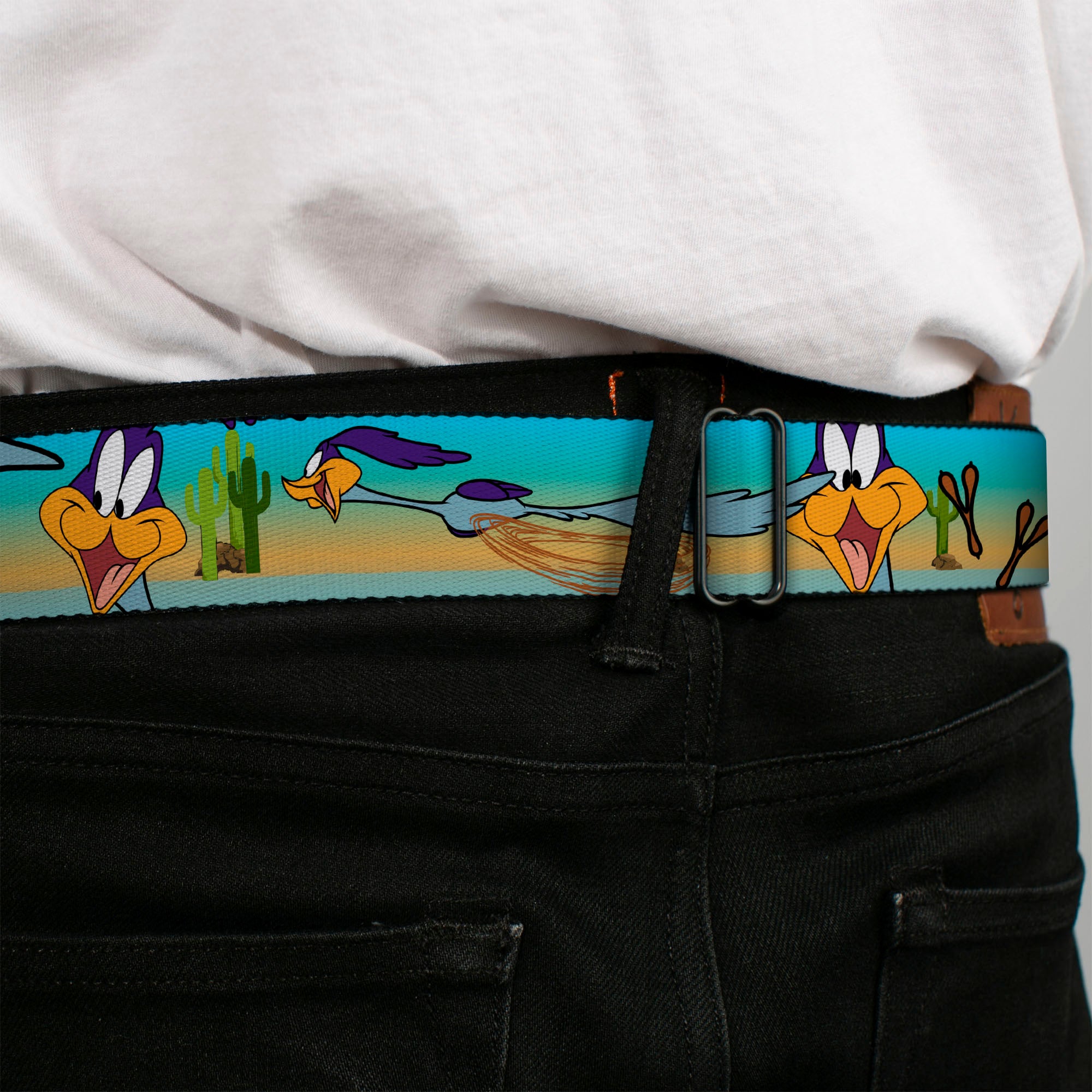 Looney Tunes Logo Full Color White Seatbelt Belt - Road Runner/Wile E. Coyote Scene1 Desert Webbing Seatbelt Belts Looney Tunes